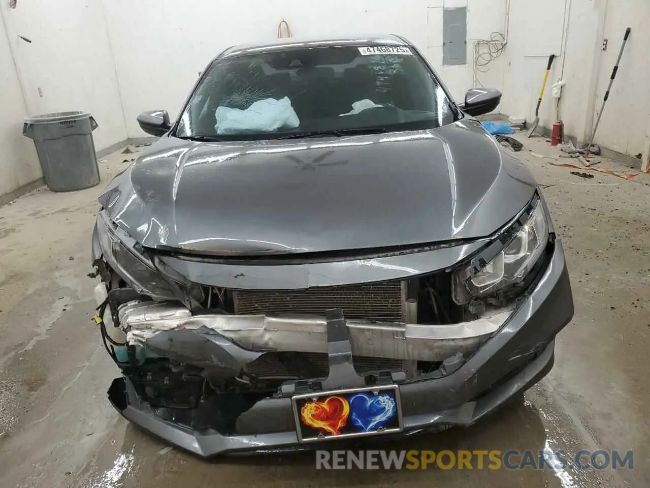 5 fotografías del automóvil dañado 2HGFC2F81KH545201 HONDA CIVIC 2019