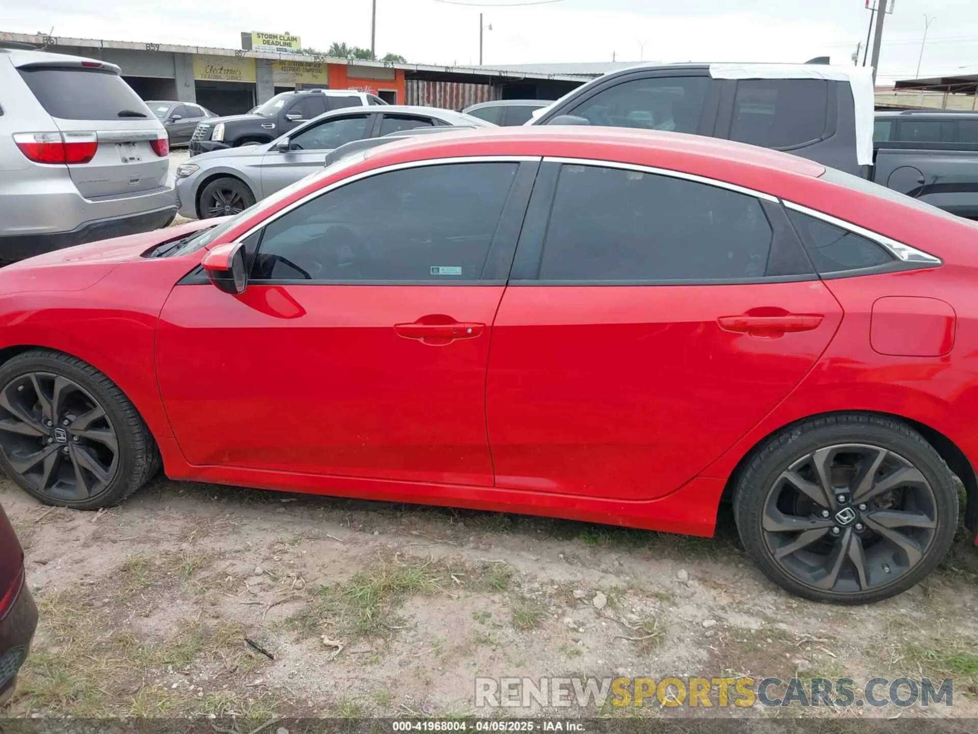 14 fotografías del automóvil dañado 2HGFC2F81KH583897 HONDA CIVIC 2019