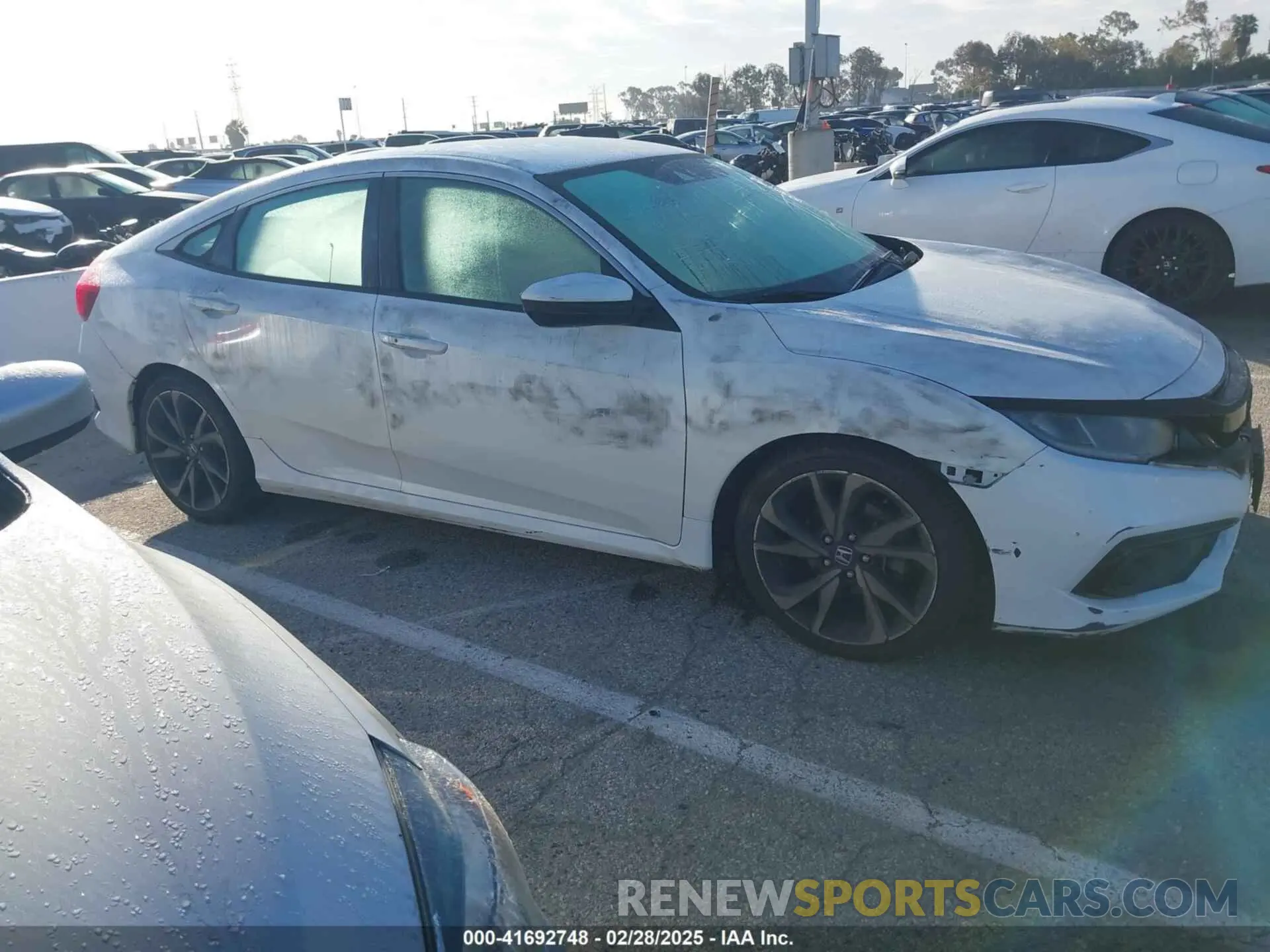 13 fotografías del automóvil dañado 2HGFC2F82KH601372 HONDA CIVIC 2019