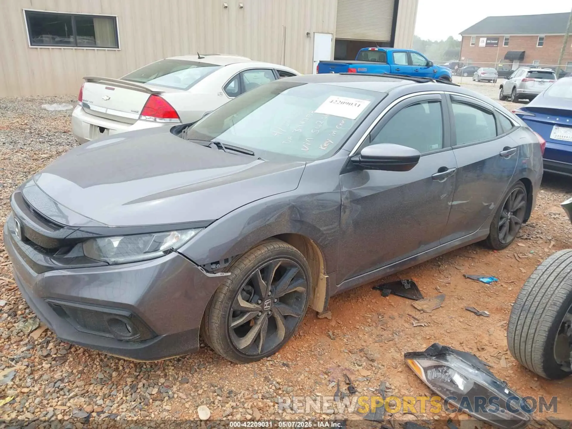 2 fotografías del automóvil dañado 2HGFC2F83KH562064 HONDA CIVIC 2019