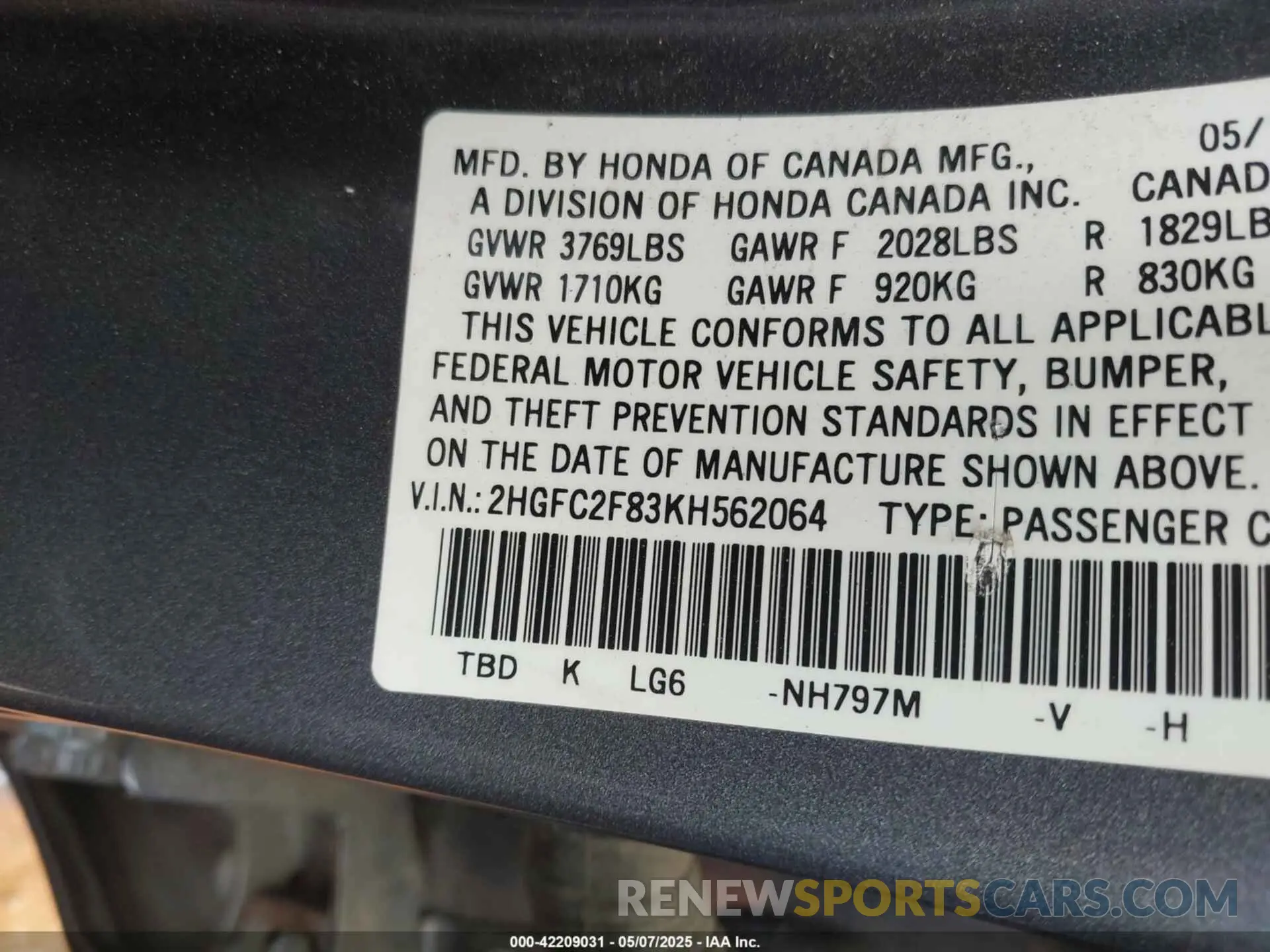 9 fotografías del automóvil dañado 2HGFC2F83KH562064 HONDA CIVIC 2019