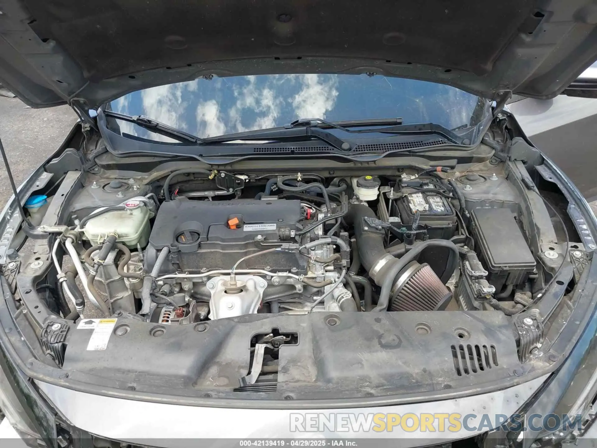 10 fotografías del automóvil dañado 2HGFC2F83KH590804 HONDA CIVIC 2019