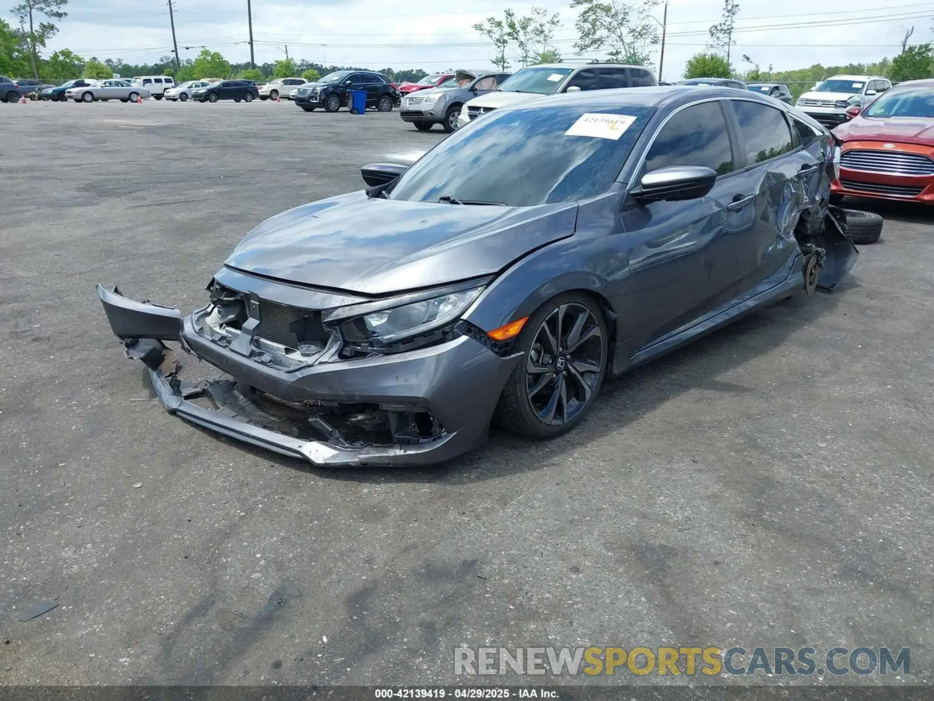 2 fotografías del automóvil dañado 2HGFC2F83KH590804 HONDA CIVIC 2019