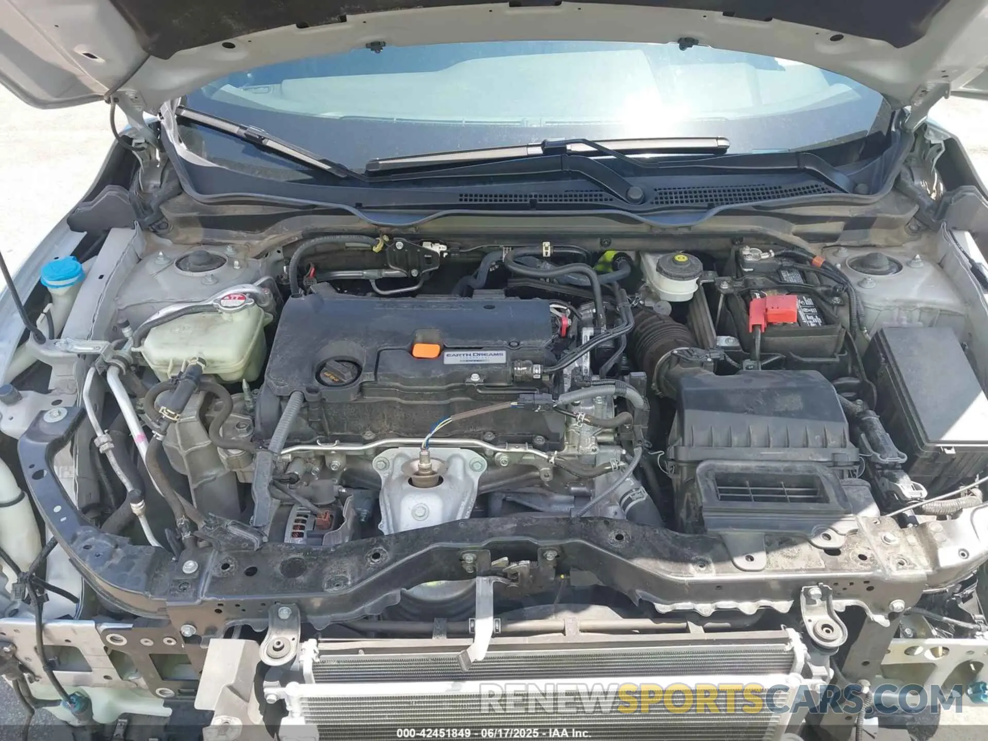 10 fotografías del automóvil dañado 2HGFC2F83KH598630 HONDA CIVIC 2019
