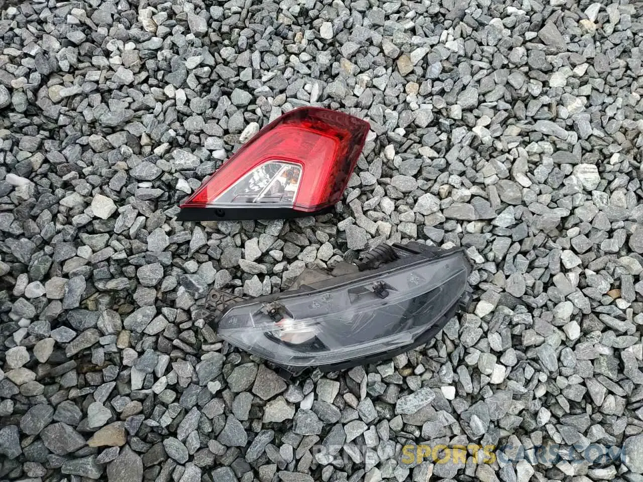 12 fotografías del automóvil dañado 2HGFC2F84KH510751 HONDA CIVIC 2019