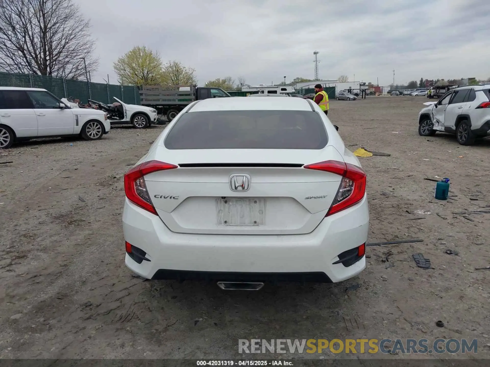 16 fotografías del automóvil dañado 2HGFC2F84KH516730 HONDA CIVIC 2019
