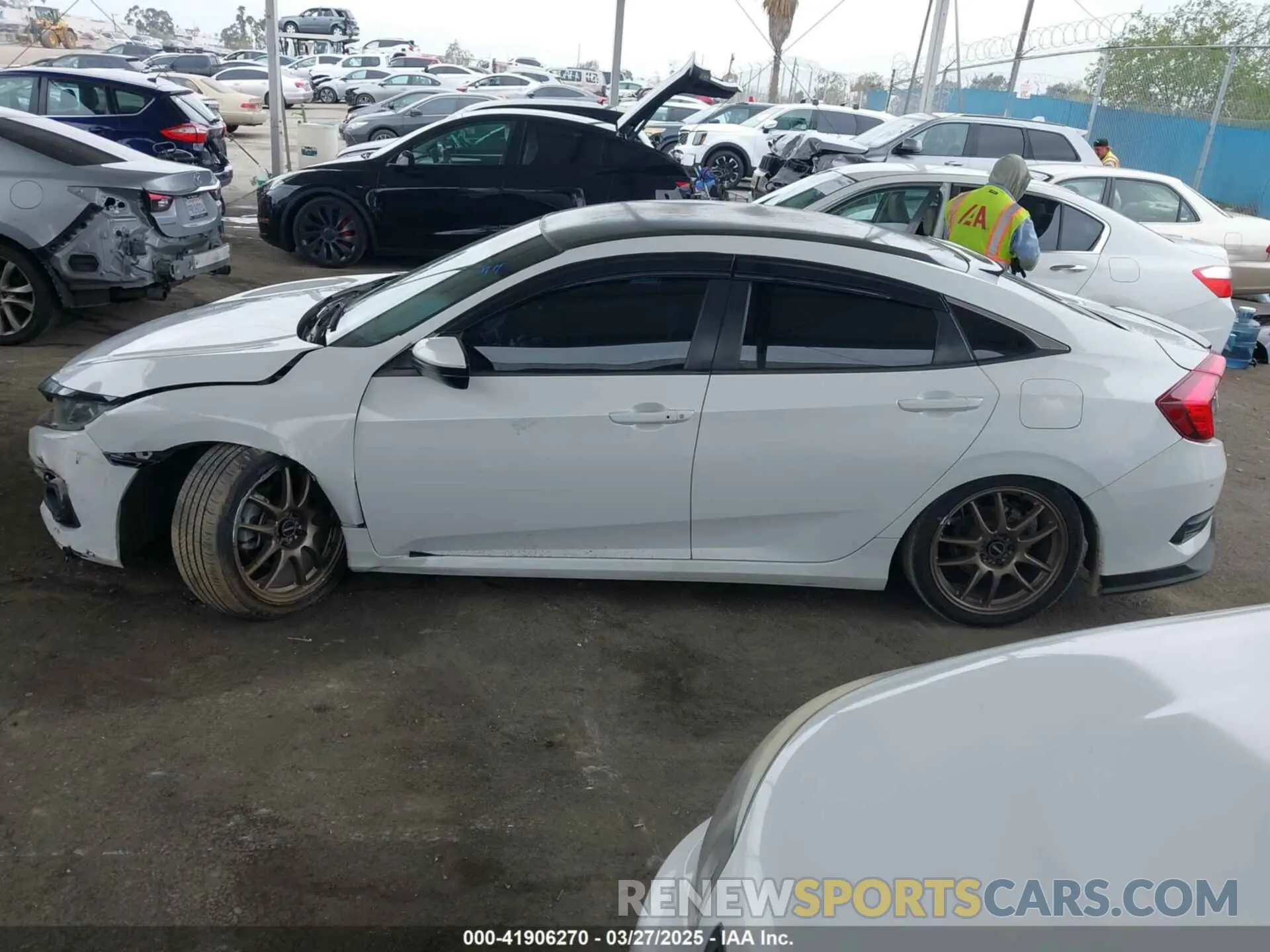 14 fotografías del automóvil dañado 2HGFC2F85KH579268 HONDA CIVIC 2019
