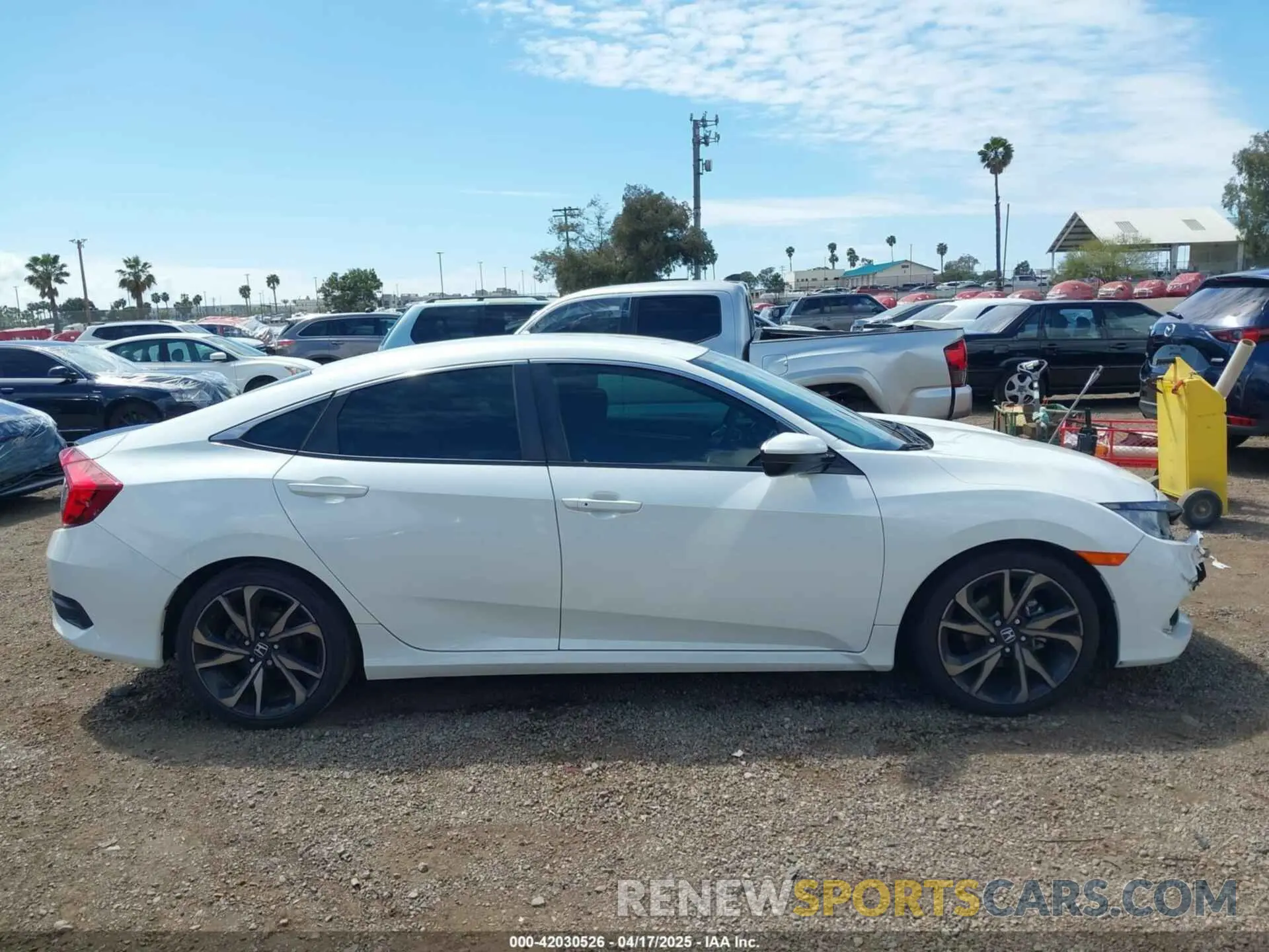 13 fotografías del automóvil dañado 2HGFC2F85KH600037 HONDA CIVIC 2019
