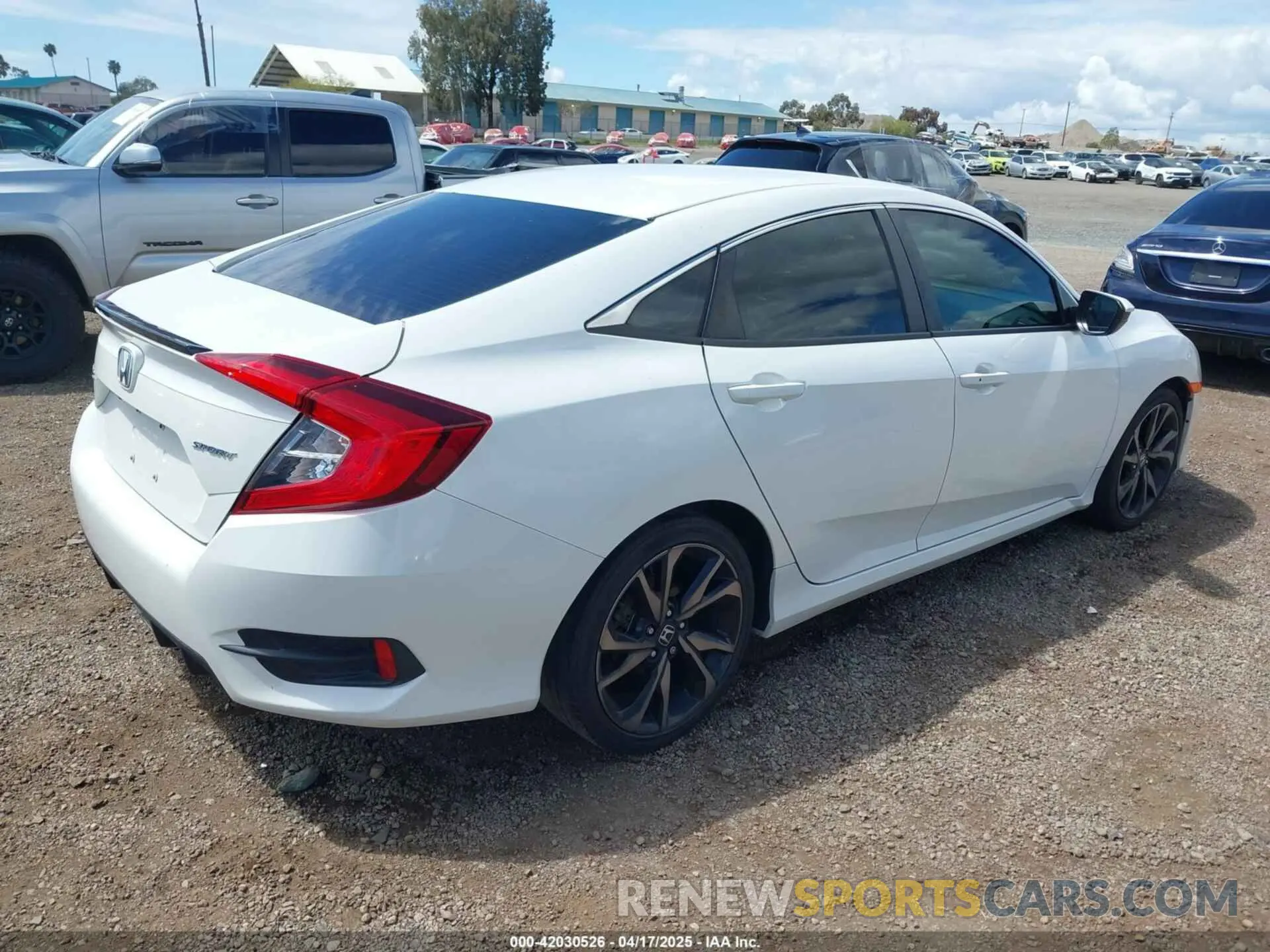 4 fotografías del automóvil dañado 2HGFC2F85KH600037 HONDA CIVIC 2019