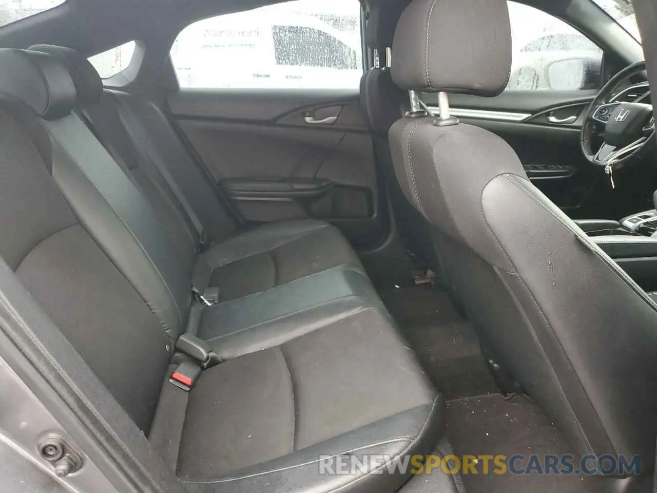 10 fotografías del automóvil dañado 2HGFC2F86KH503106 HONDA CIVIC 2019