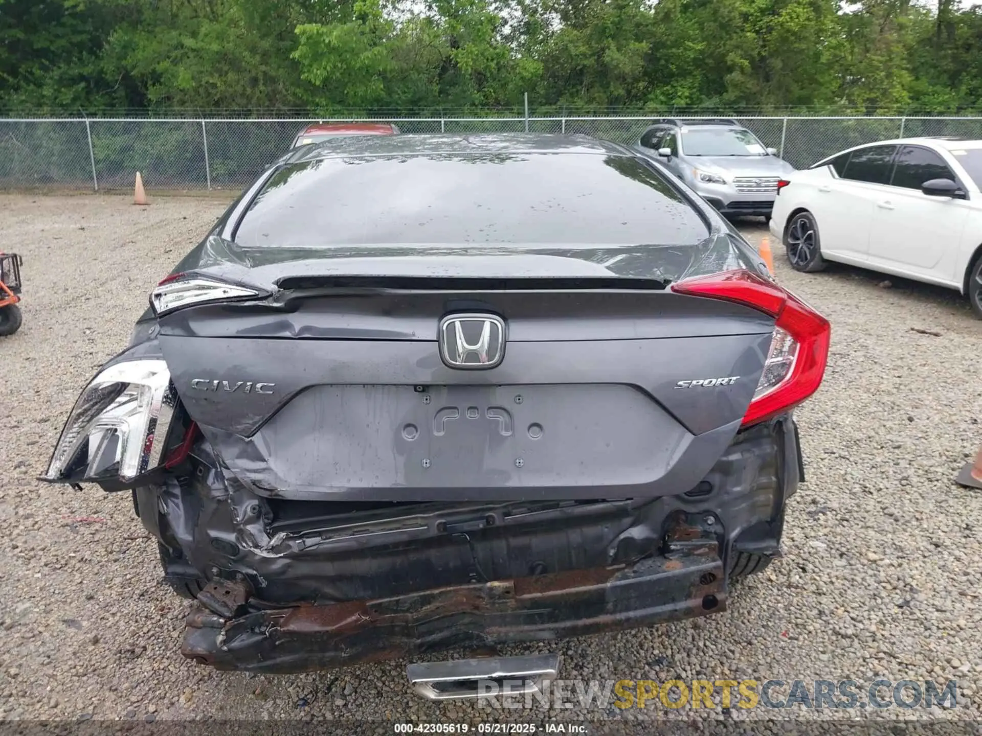 16 fotografías del automóvil dañado 2HGFC2F86KH517880 HONDA CIVIC 2019