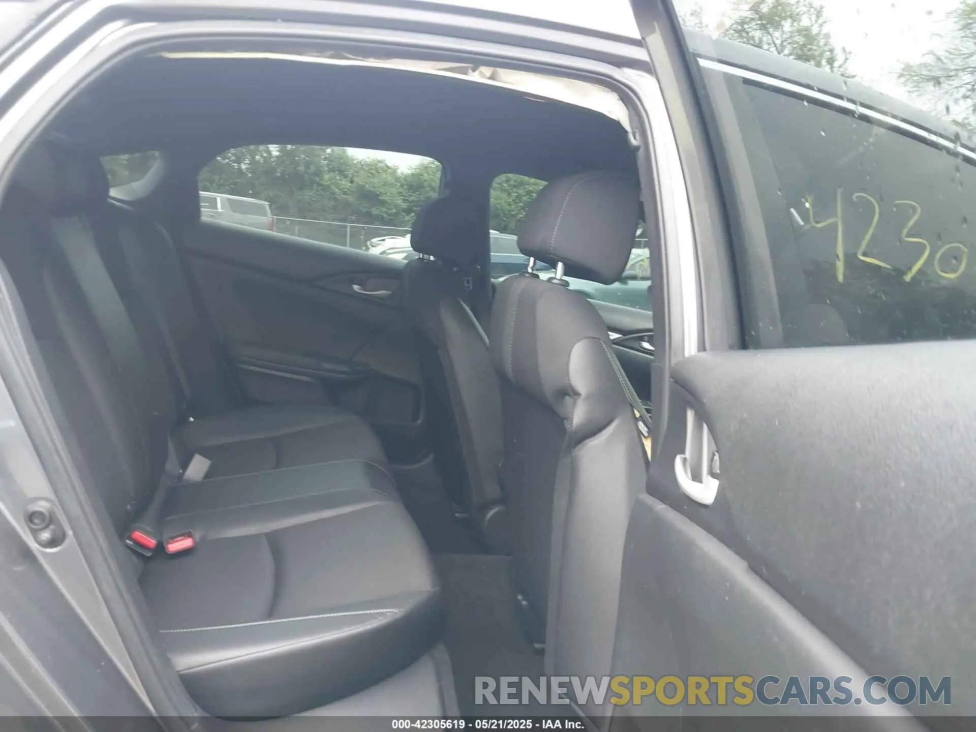8 fotografías del automóvil dañado 2HGFC2F86KH517880 HONDA CIVIC 2019