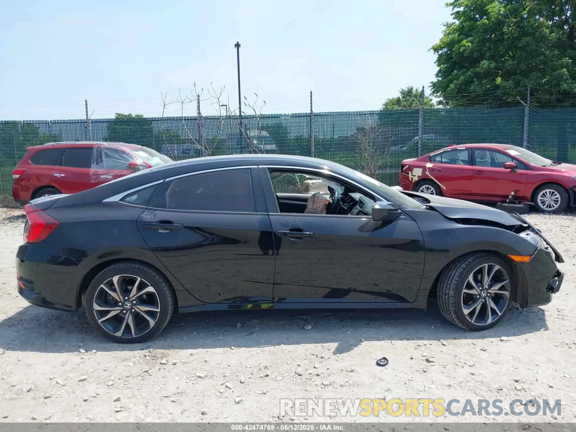 12 fotografías del automóvil dañado 2HGFC2F86KH590487 HONDA CIVIC 2019