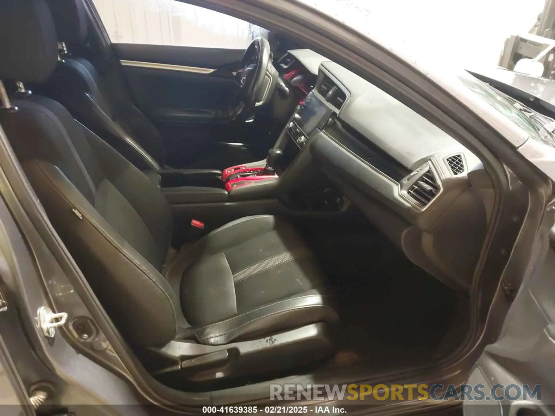 5 fotografías del automóvil dañado 2HGFC2F88KH517881 HONDA CIVIC 2019