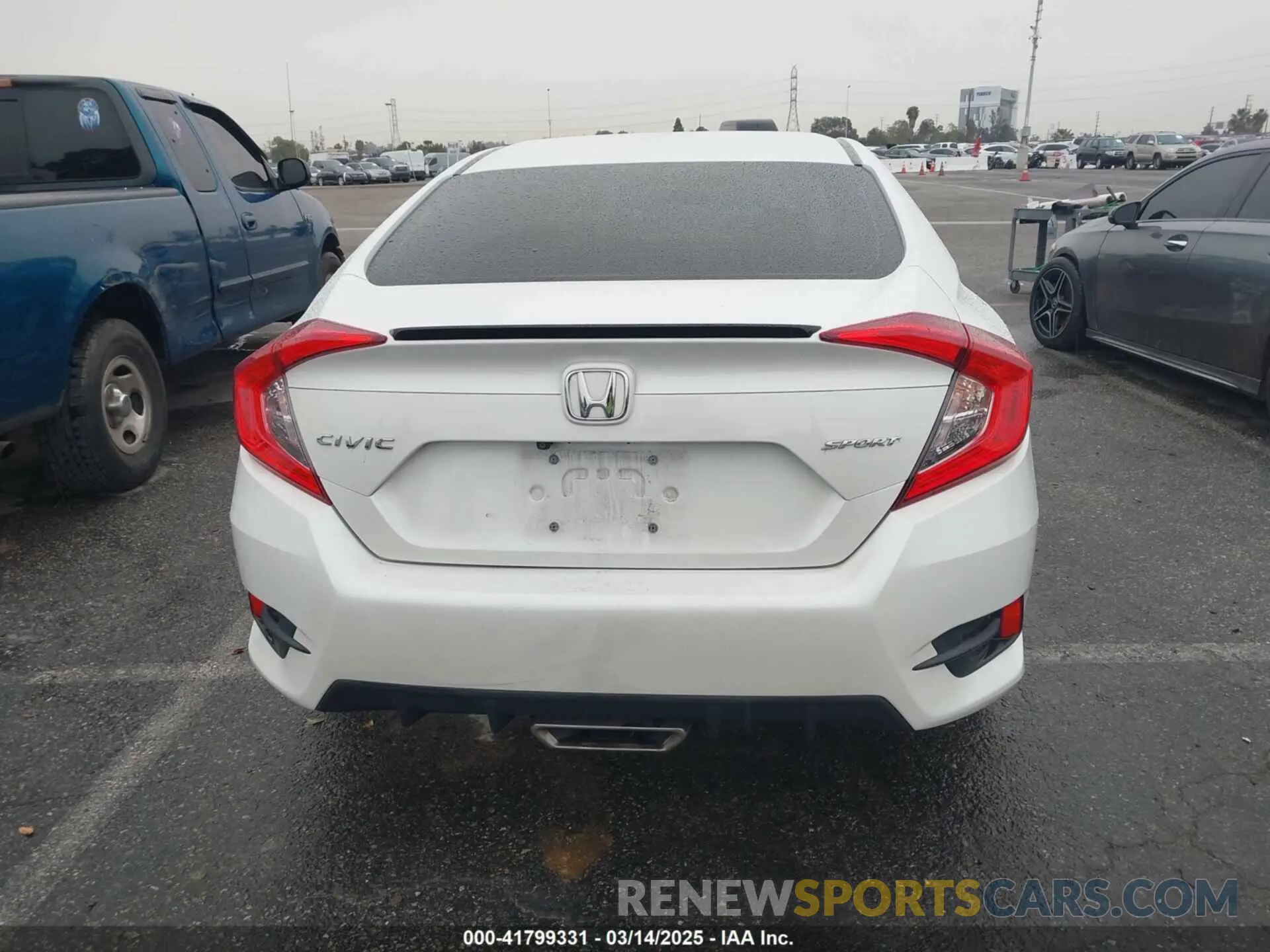 16 fotografías del automóvil dañado 2HGFC2F88KH544434 HONDA CIVIC 2019