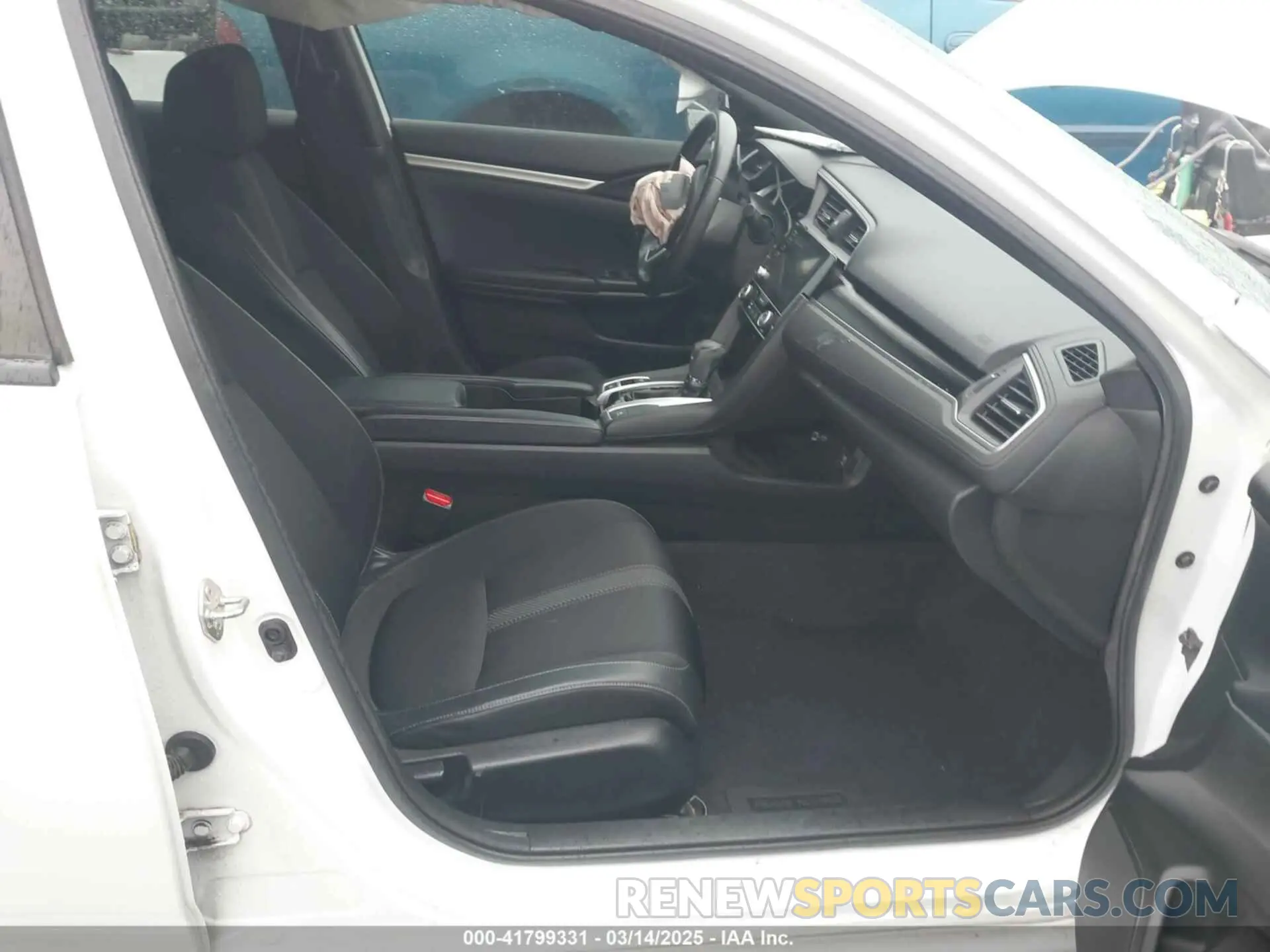 5 fotografías del automóvil dañado 2HGFC2F88KH544434 HONDA CIVIC 2019
