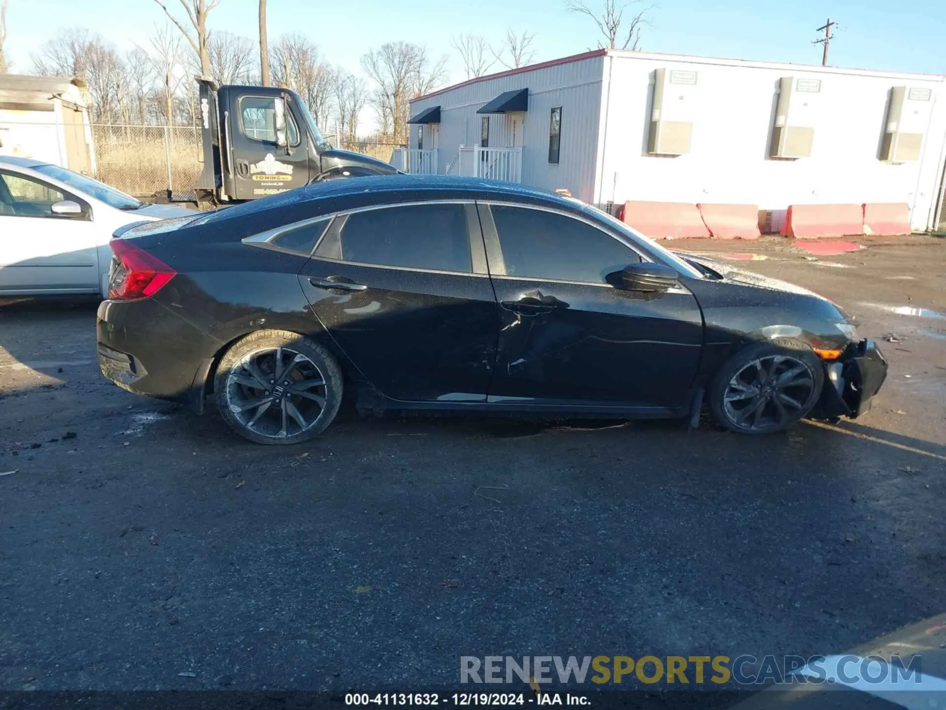13 fotografías del automóvil dañado 2HGFC2F88KH557474 HONDA CIVIC 2019