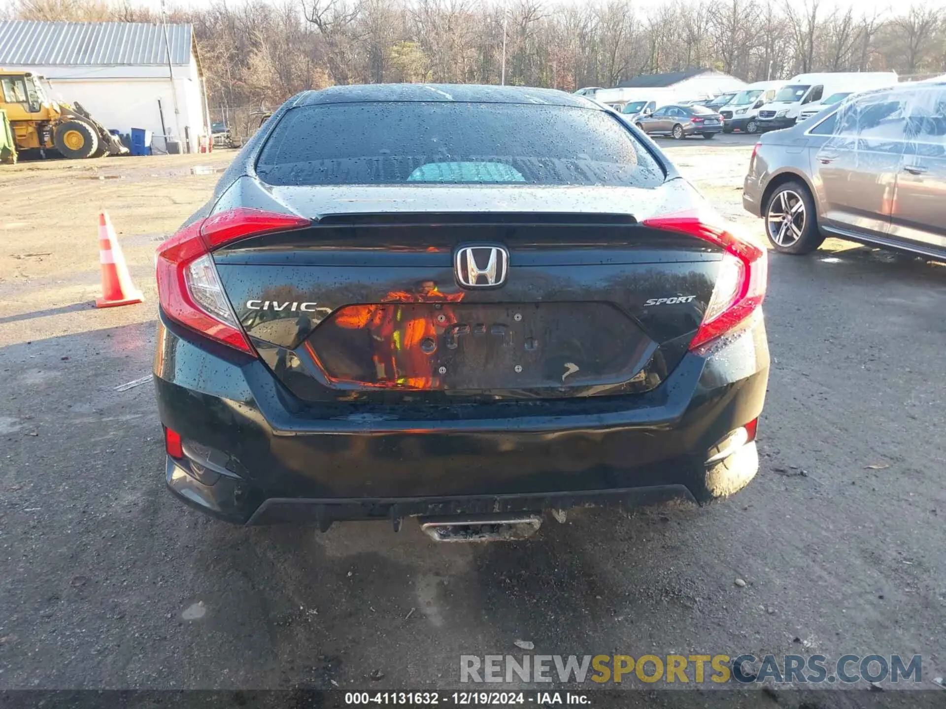 16 fotografías del automóvil dañado 2HGFC2F88KH557474 HONDA CIVIC 2019
