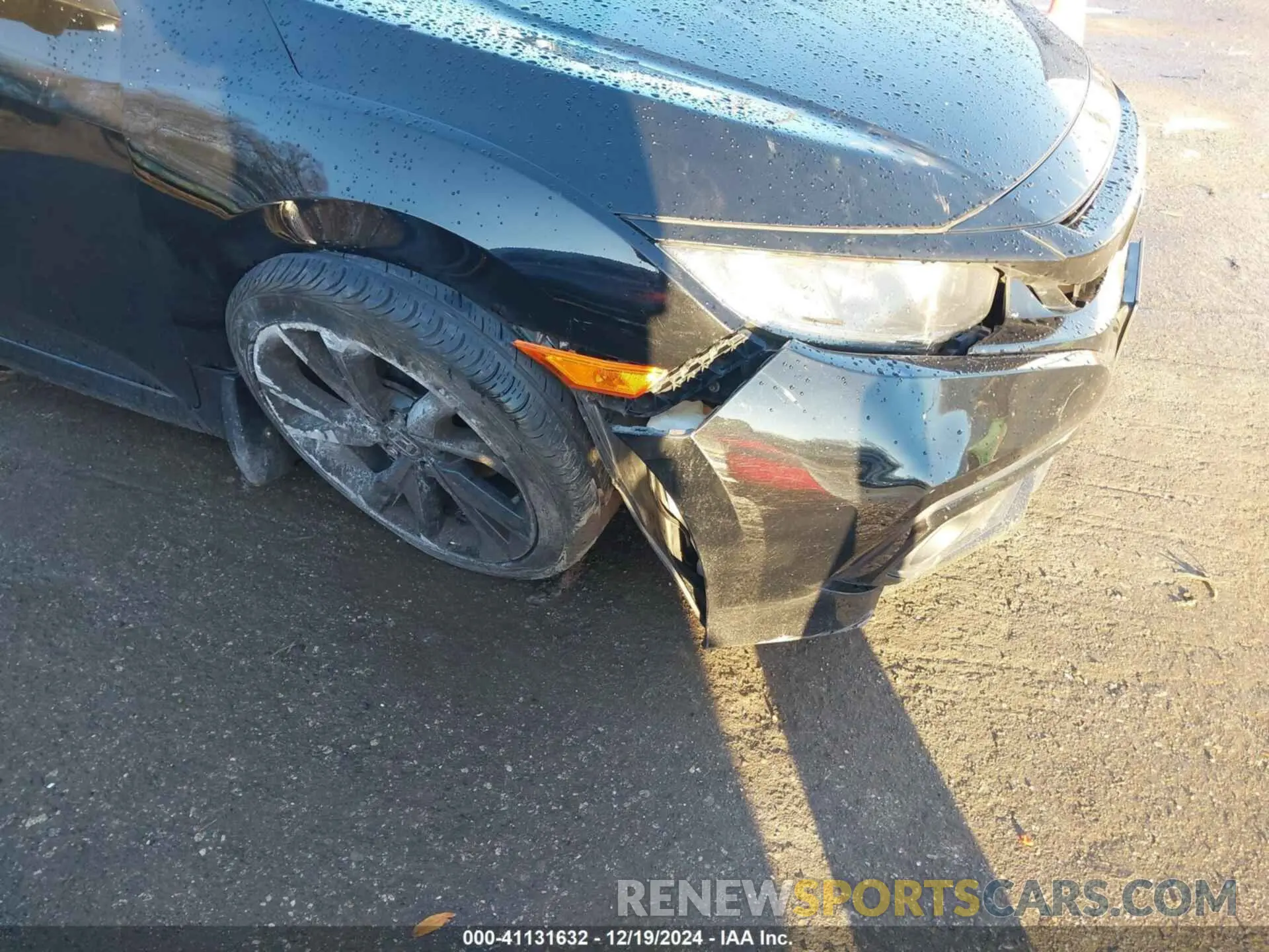6 fotografías del automóvil dañado 2HGFC2F88KH557474 HONDA CIVIC 2019
