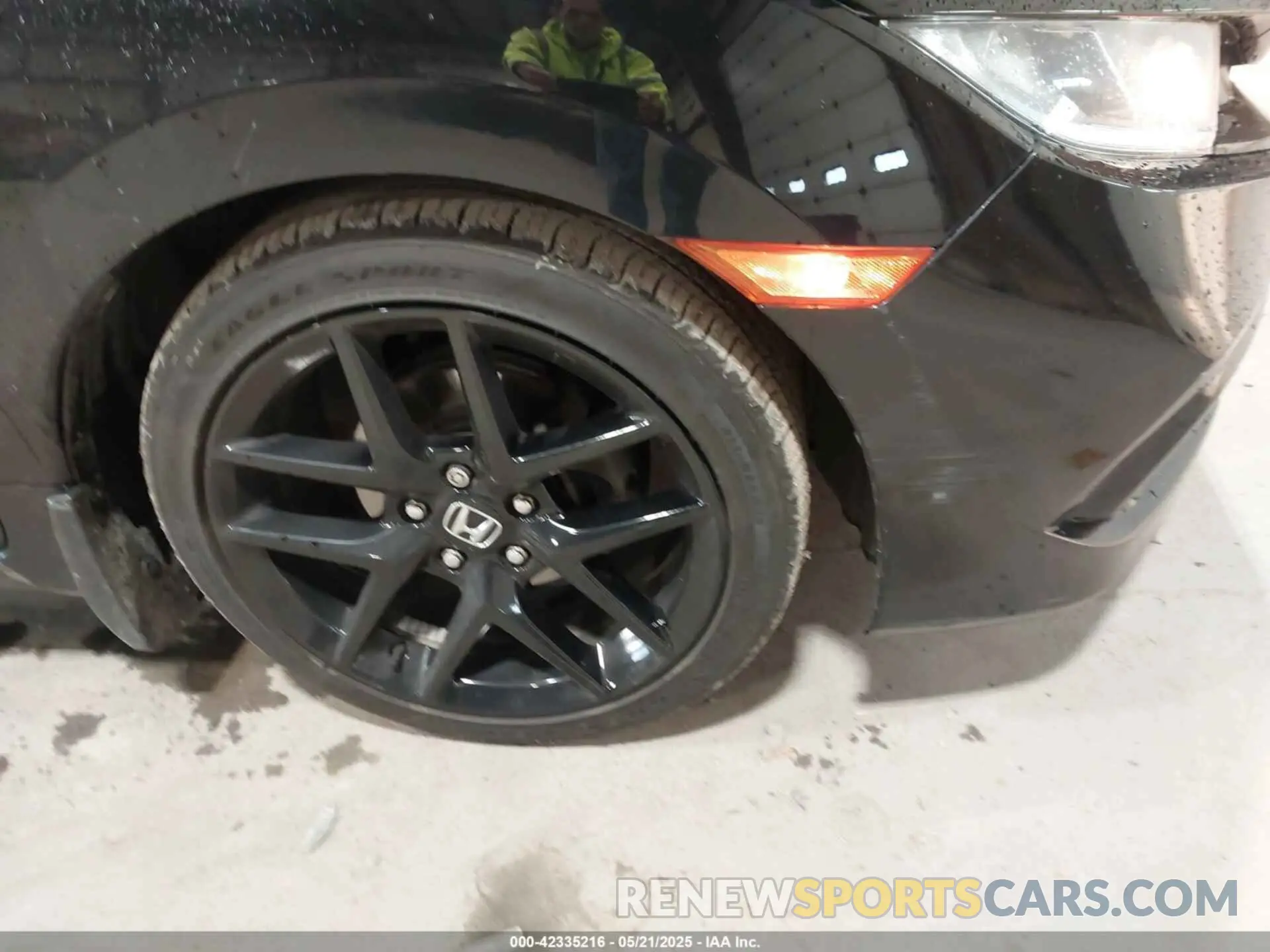 6 fotografías del automóvil dañado 2HGFC2F89KH557466 HONDA CIVIC 2019