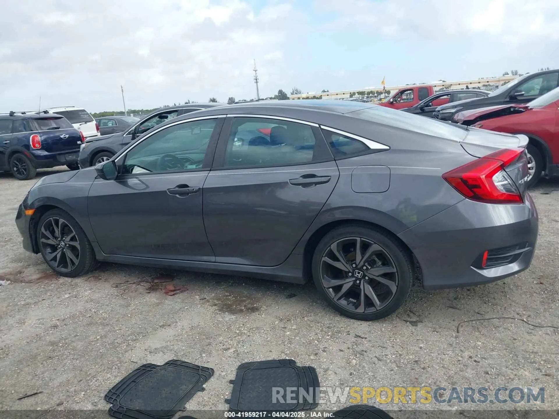 14 fotografías del automóvil dañado 2HGFC2F89KH563333 HONDA CIVIC 2019