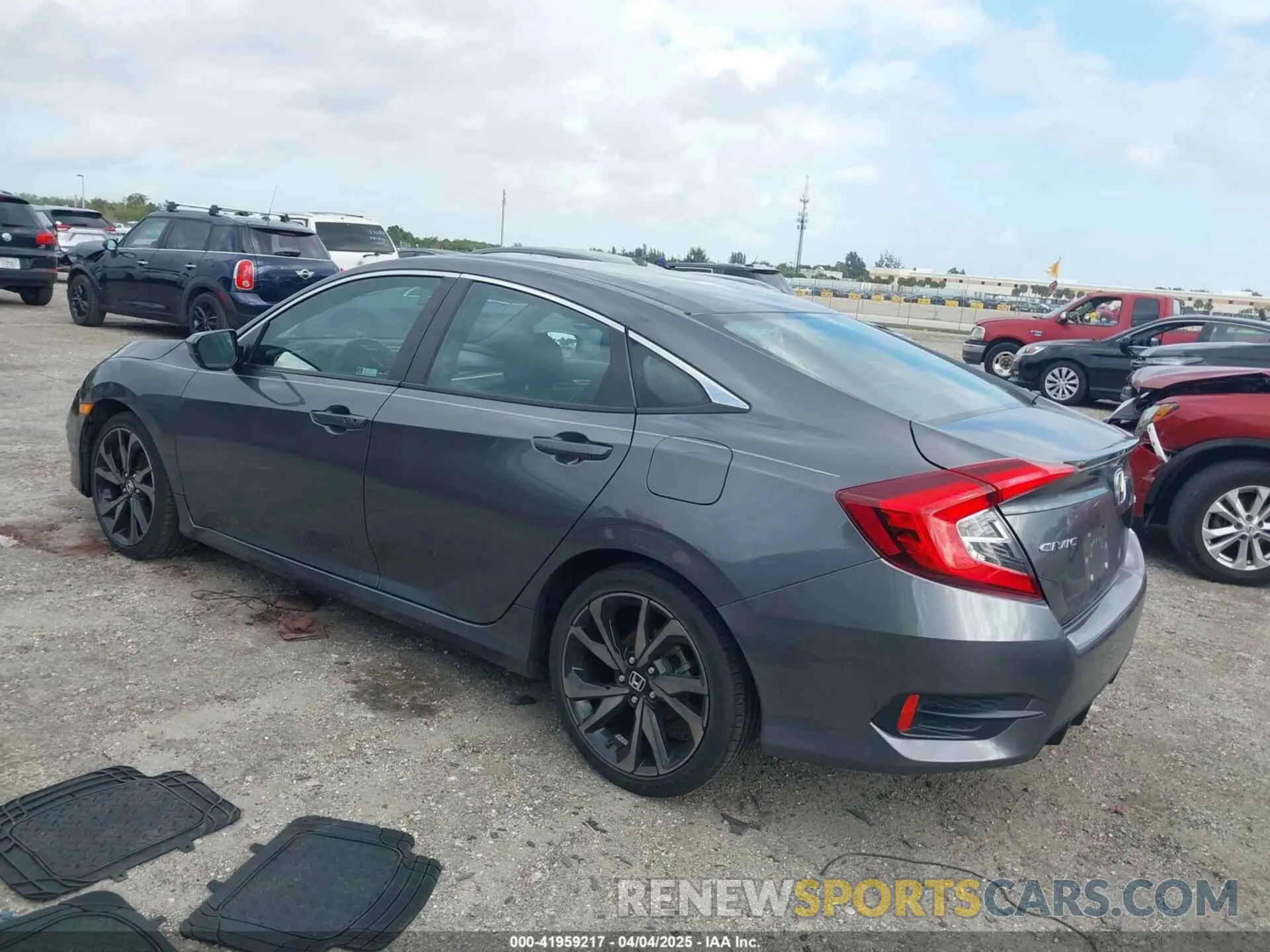 3 fotografías del automóvil dañado 2HGFC2F89KH563333 HONDA CIVIC 2019