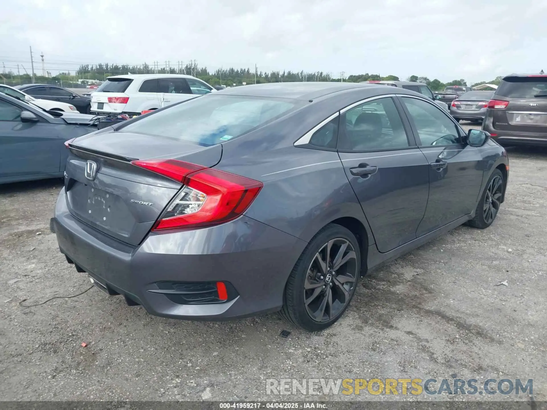 4 fotografías del automóvil dañado 2HGFC2F89KH563333 HONDA CIVIC 2019
