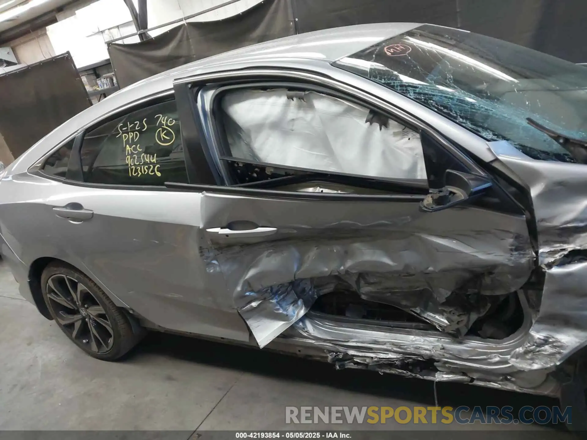 13 fotografías del automóvil dañado 2HGFC2F89KH587728 HONDA CIVIC 2019