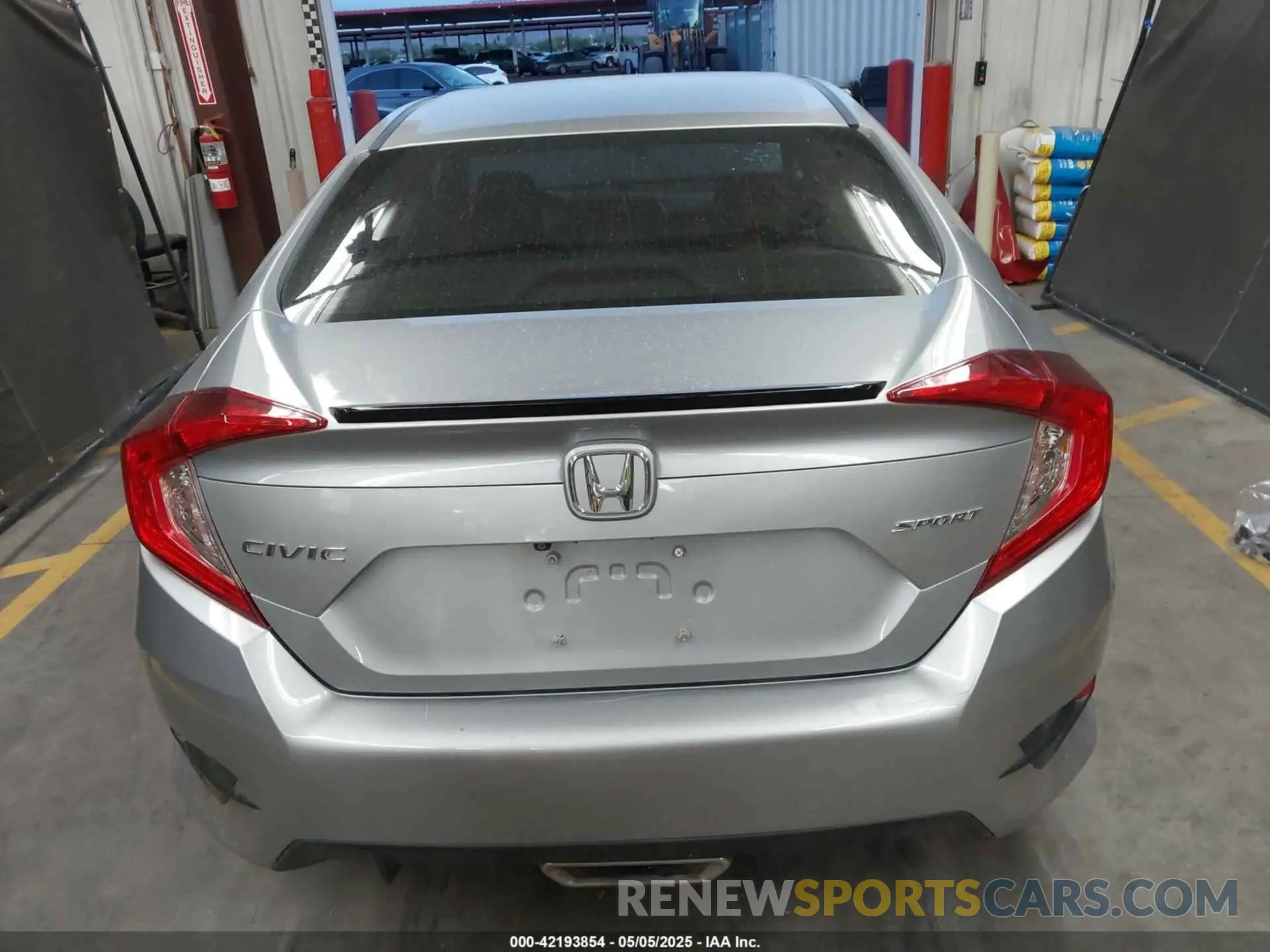 16 fotografías del automóvil dañado 2HGFC2F89KH587728 HONDA CIVIC 2019