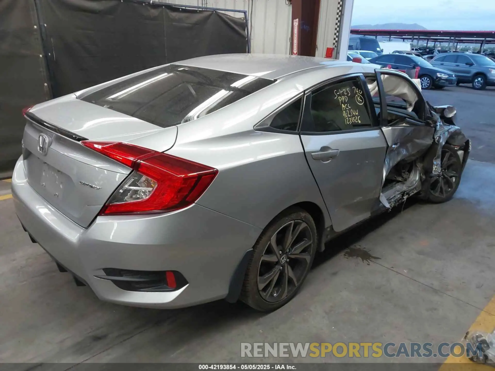 4 fotografías del automóvil dañado 2HGFC2F89KH587728 HONDA CIVIC 2019