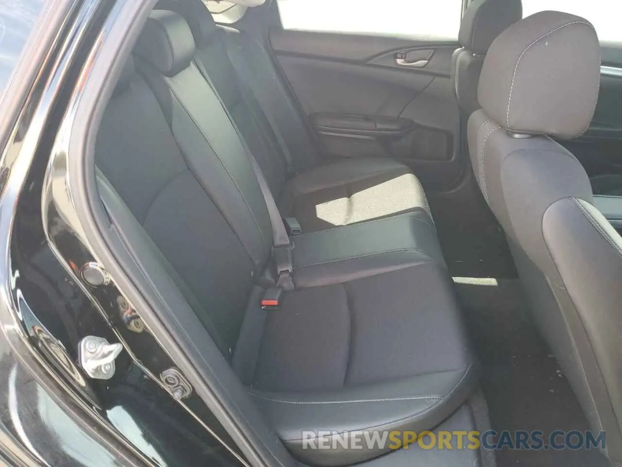 10 fotografías del automóvil dañado 2HGFC2F8XKH543687 HONDA CIVIC 2019