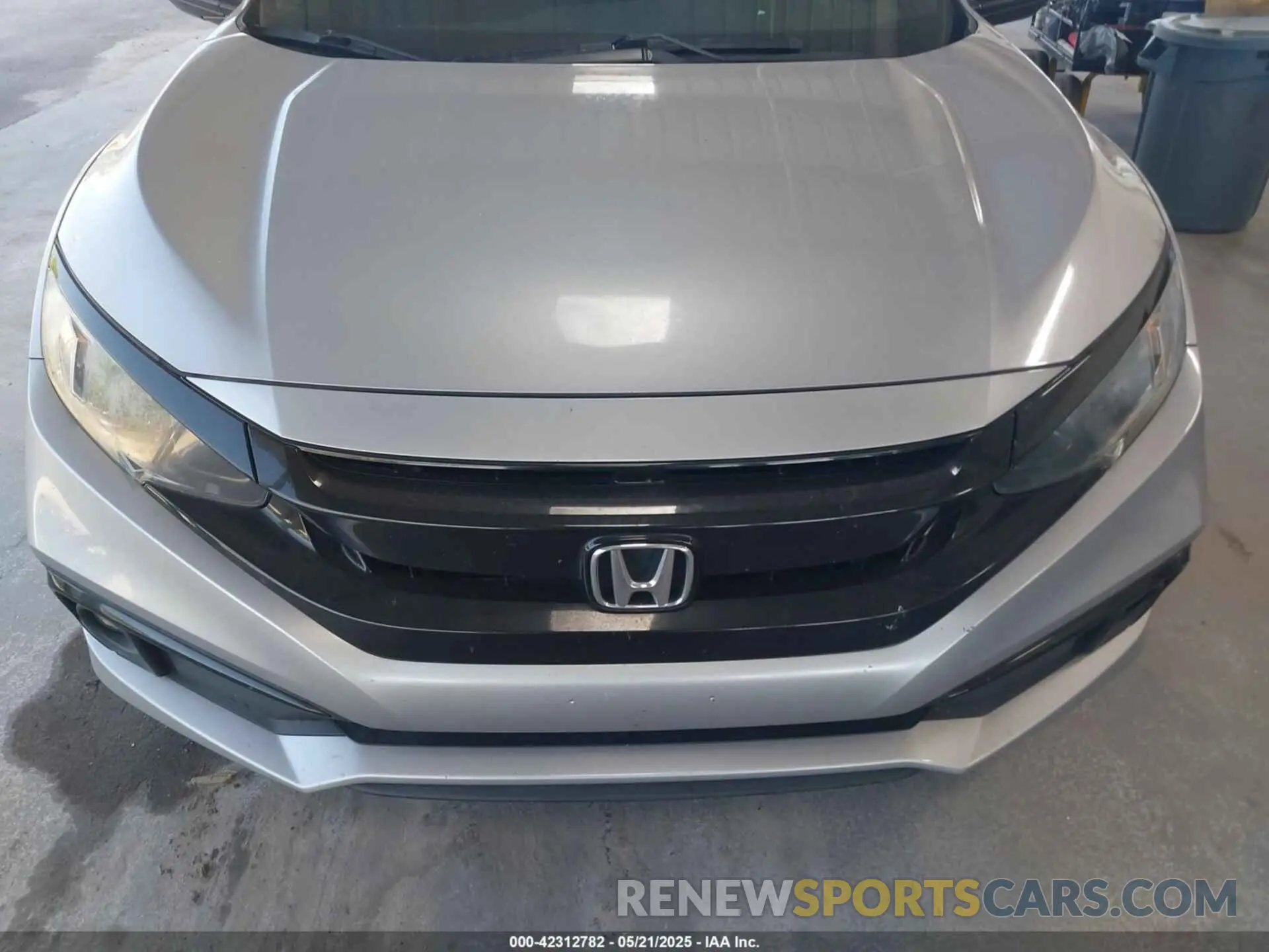 11 fotografías del automóvil dañado 2HGFC2F8XKH579802 HONDA CIVIC 2019