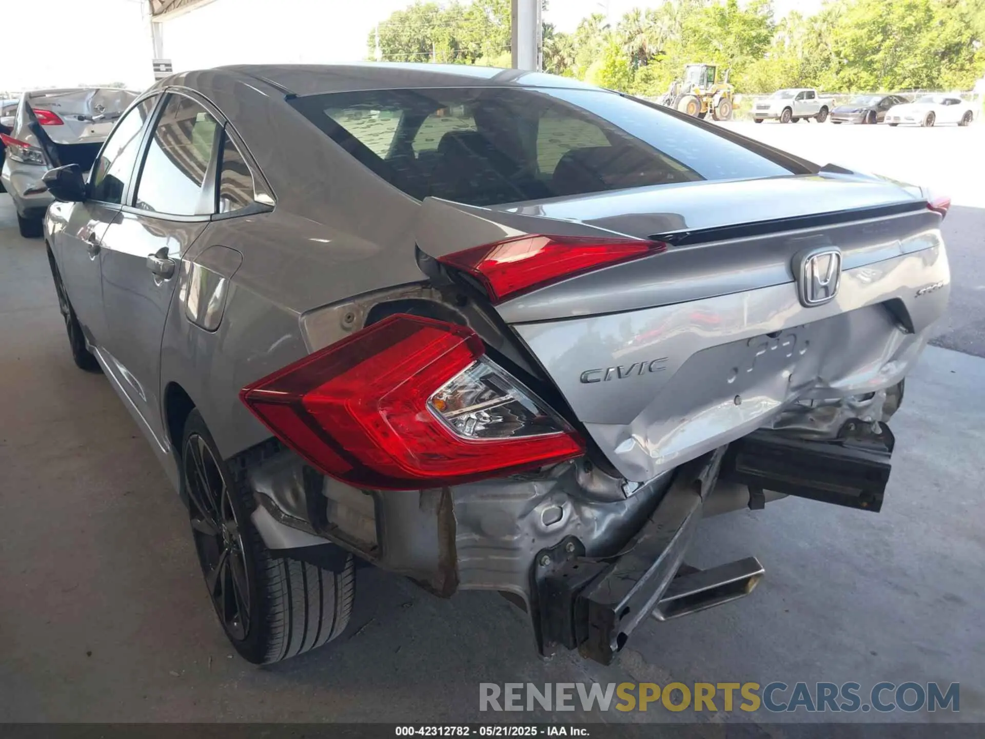 6 fotografías del automóvil dañado 2HGFC2F8XKH579802 HONDA CIVIC 2019