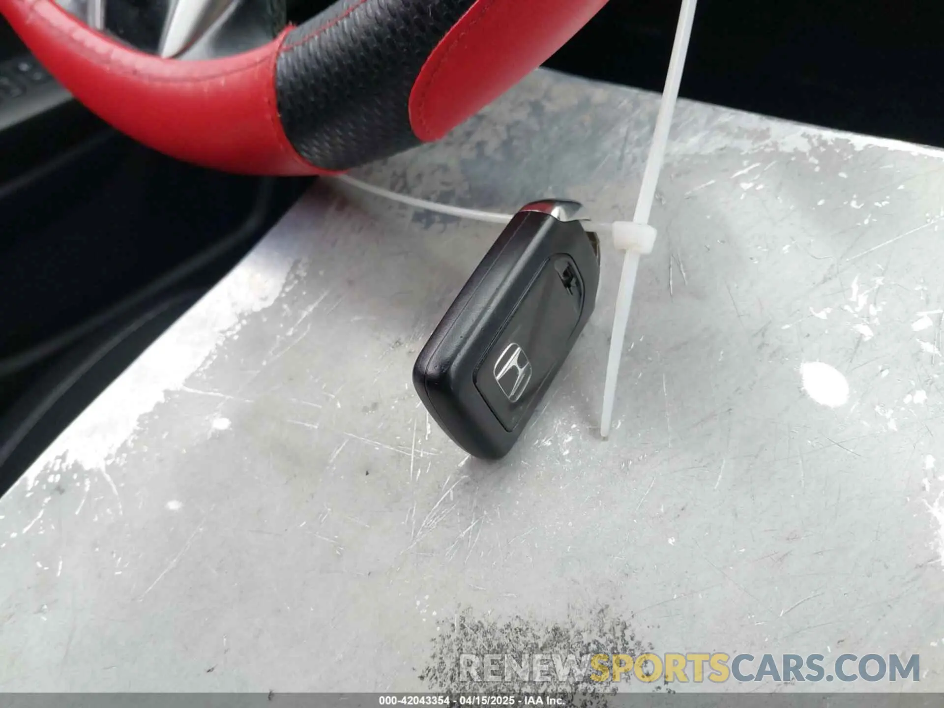 11 fotografías del automóvil dañado 2HGFC2F8XKH585650 HONDA CIVIC 2019