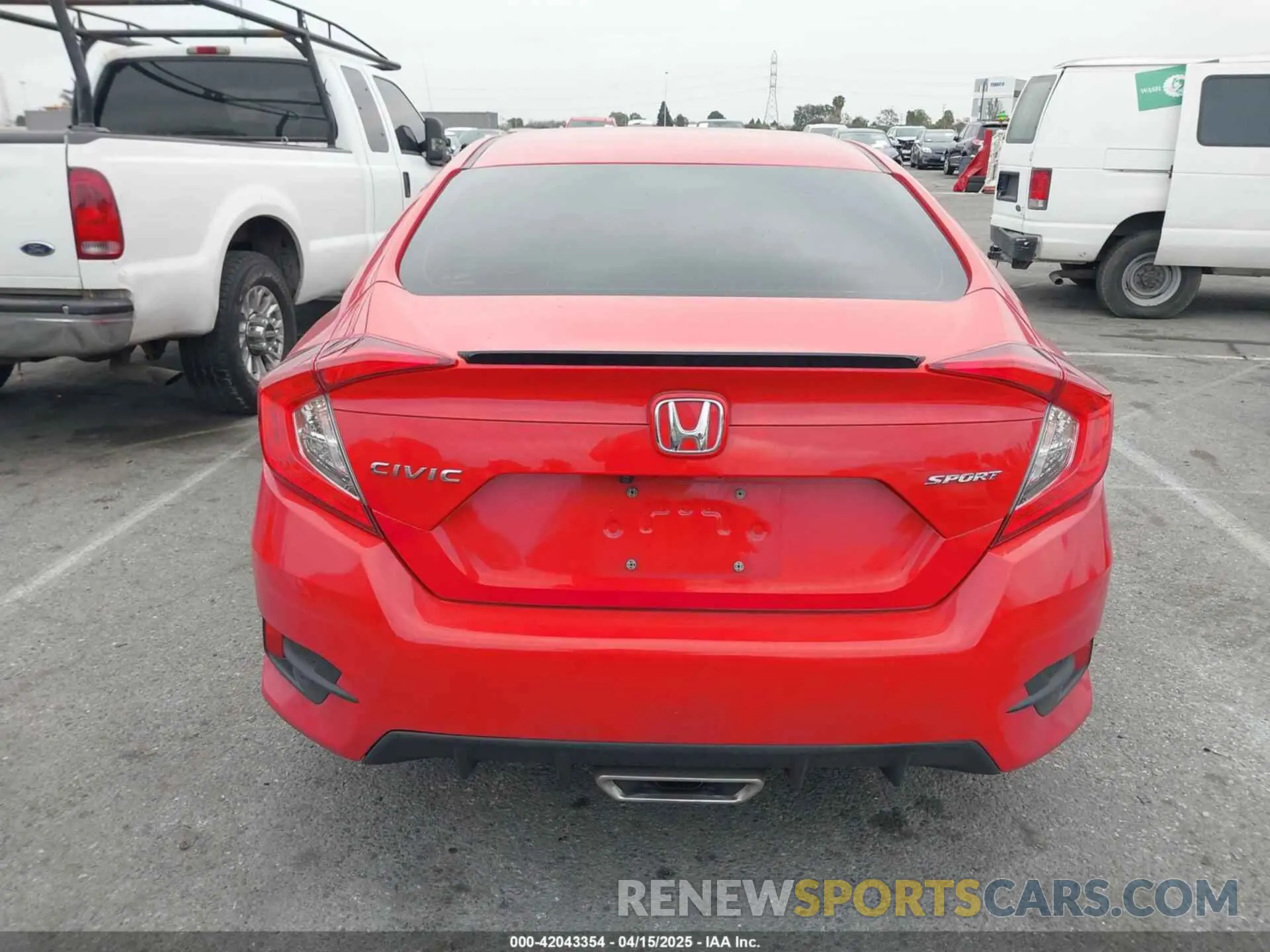 16 fotografías del automóvil dañado 2HGFC2F8XKH585650 HONDA CIVIC 2019
