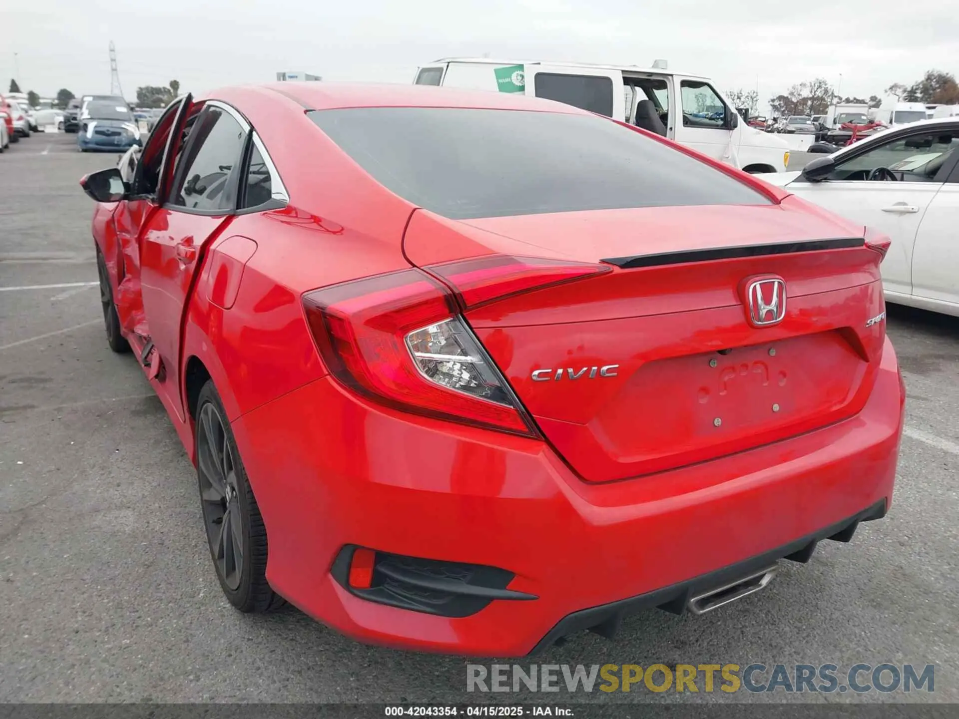 3 fotografías del automóvil dañado 2HGFC2F8XKH585650 HONDA CIVIC 2019