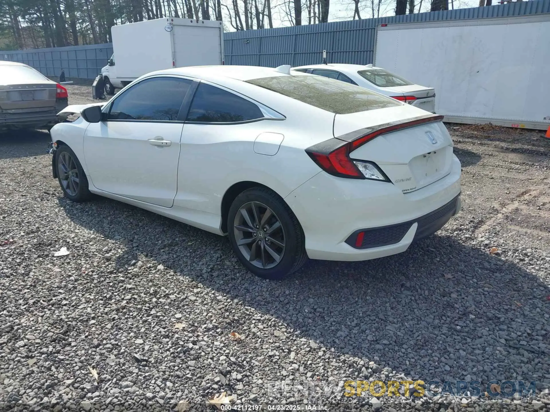 3 fotografías del automóvil dañado 2HGFC3B30KH357317 HONDA CIVIC 2019