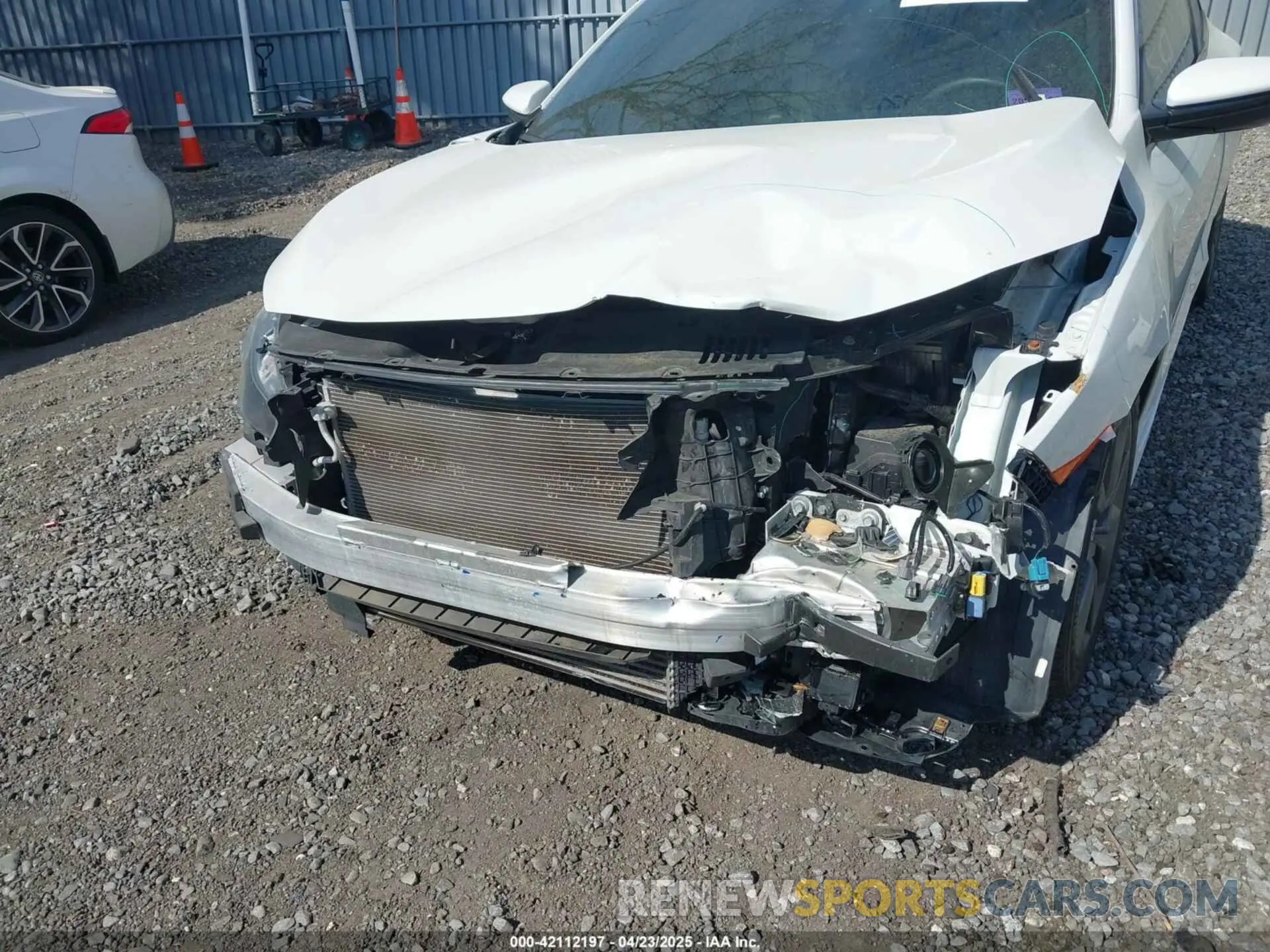 6 fotografías del automóvil dañado 2HGFC3B30KH357317 HONDA CIVIC 2019