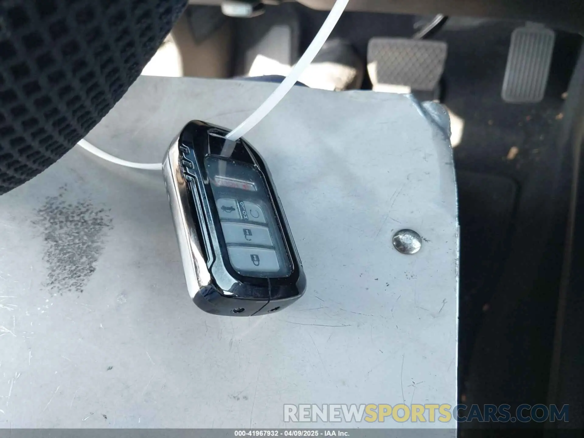 11 fotografías del automóvil dañado 2HGFC3B31KH353602 HONDA CIVIC 2019