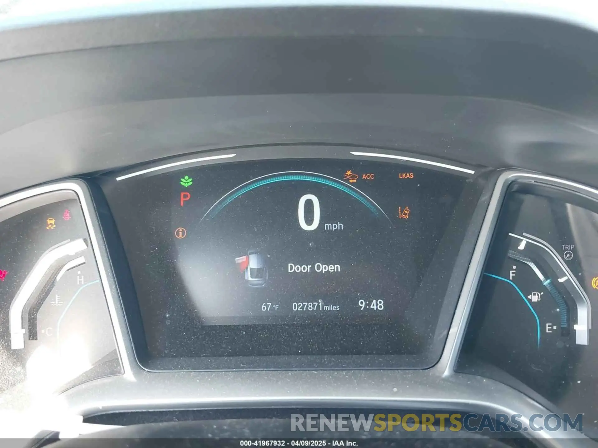7 fotografías del automóvil dañado 2HGFC3B31KH353602 HONDA CIVIC 2019