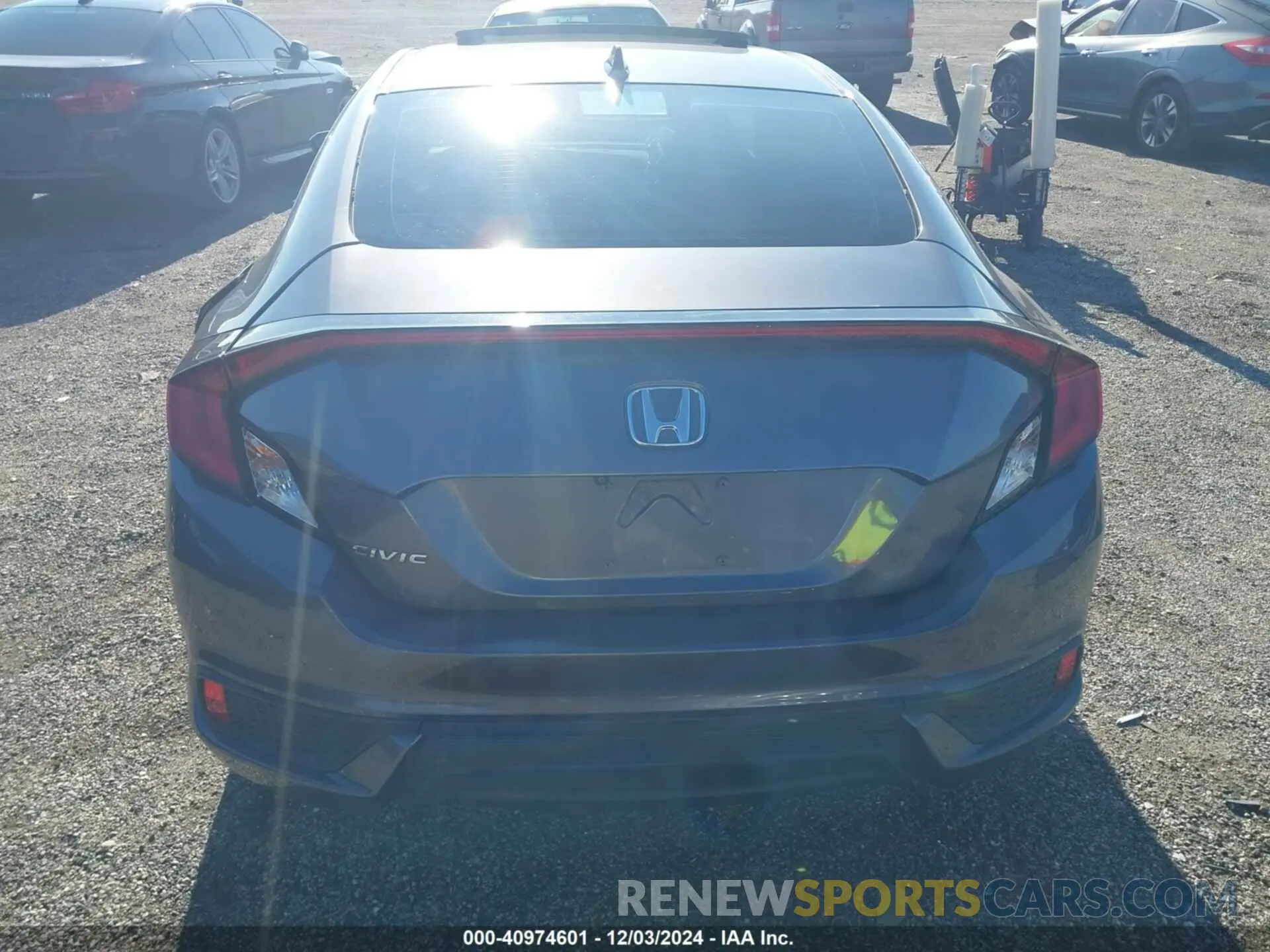 16 fotografías del automóvil dañado 2HGFC3B32KH354662 HONDA CIVIC 2019
