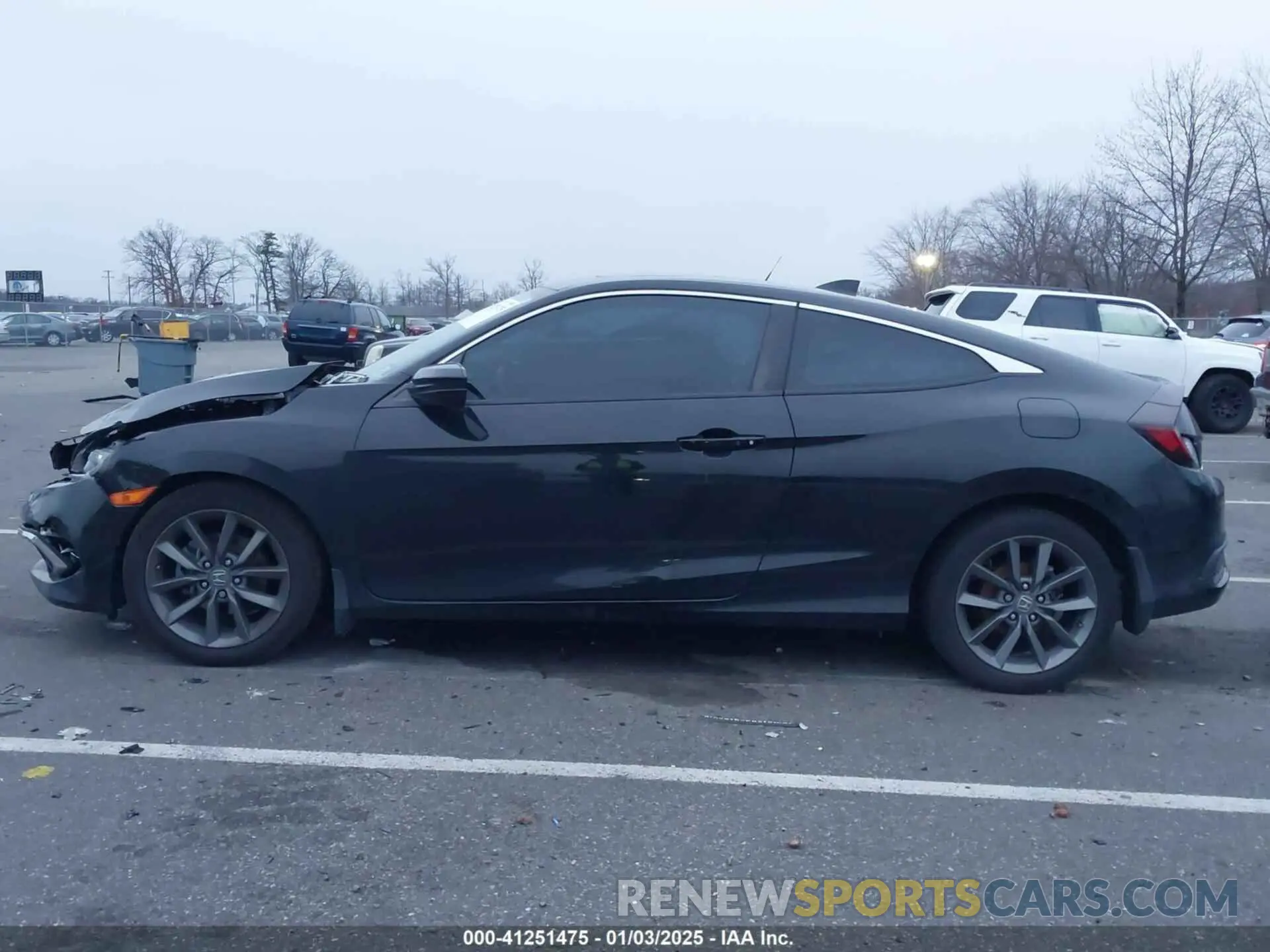 12 fotografías del automóvil dañado 2HGFC3B36KH357046 HONDA CIVIC 2019