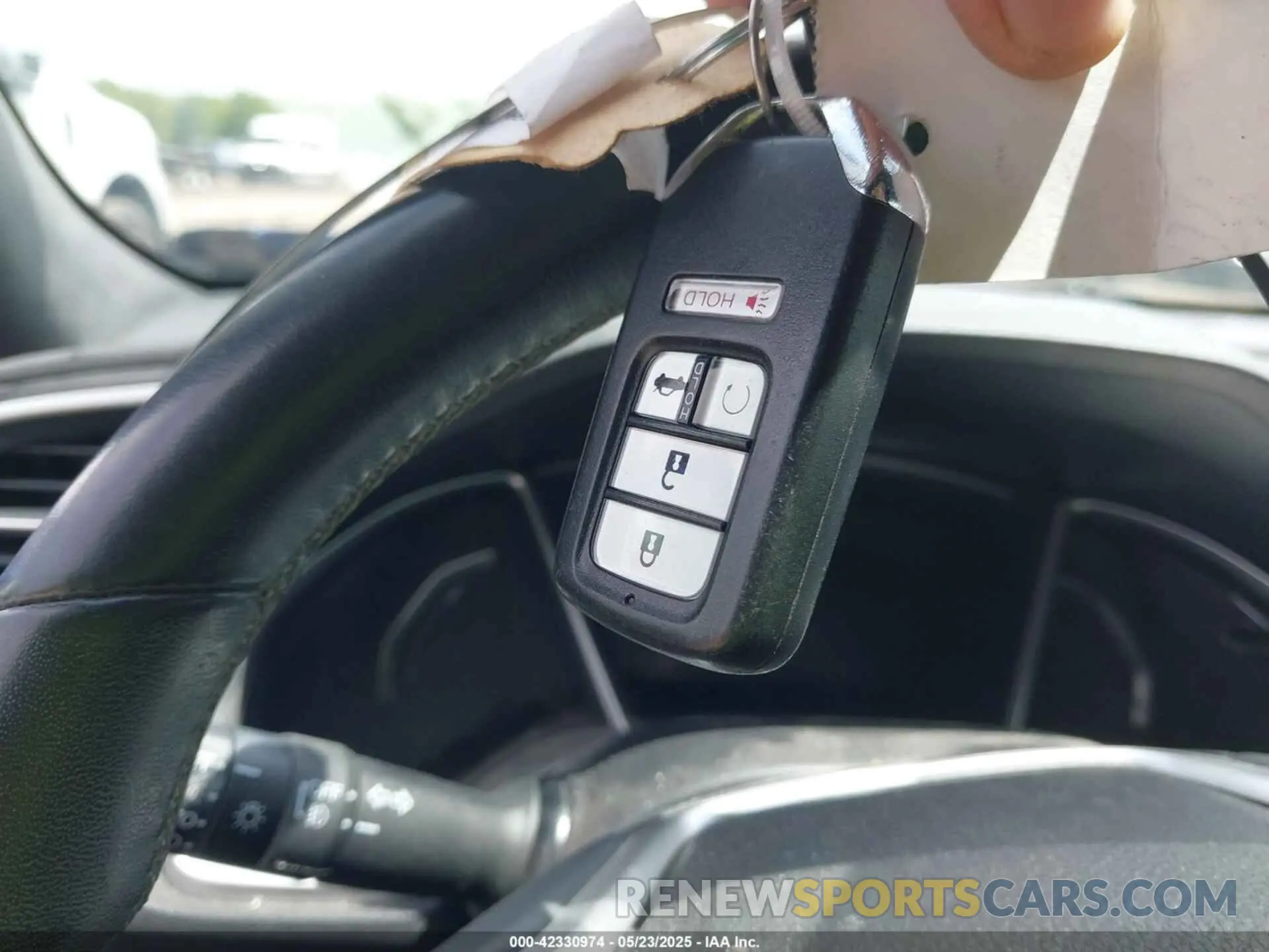 11 fotografías del automóvil dañado 2HGFC3B37KH351207 HONDA CIVIC 2019