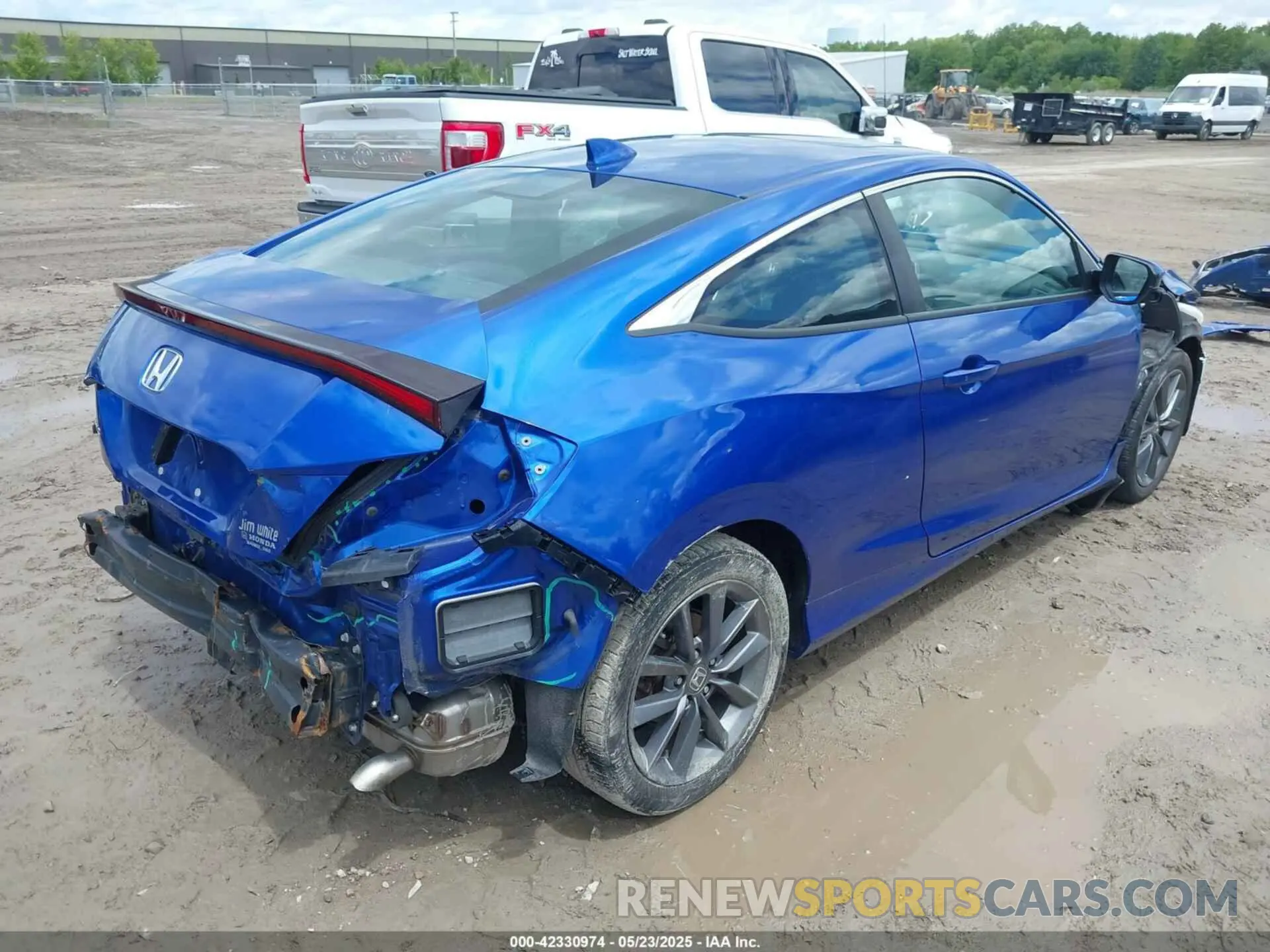 17 fotografías del automóvil dañado 2HGFC3B37KH351207 HONDA CIVIC 2019