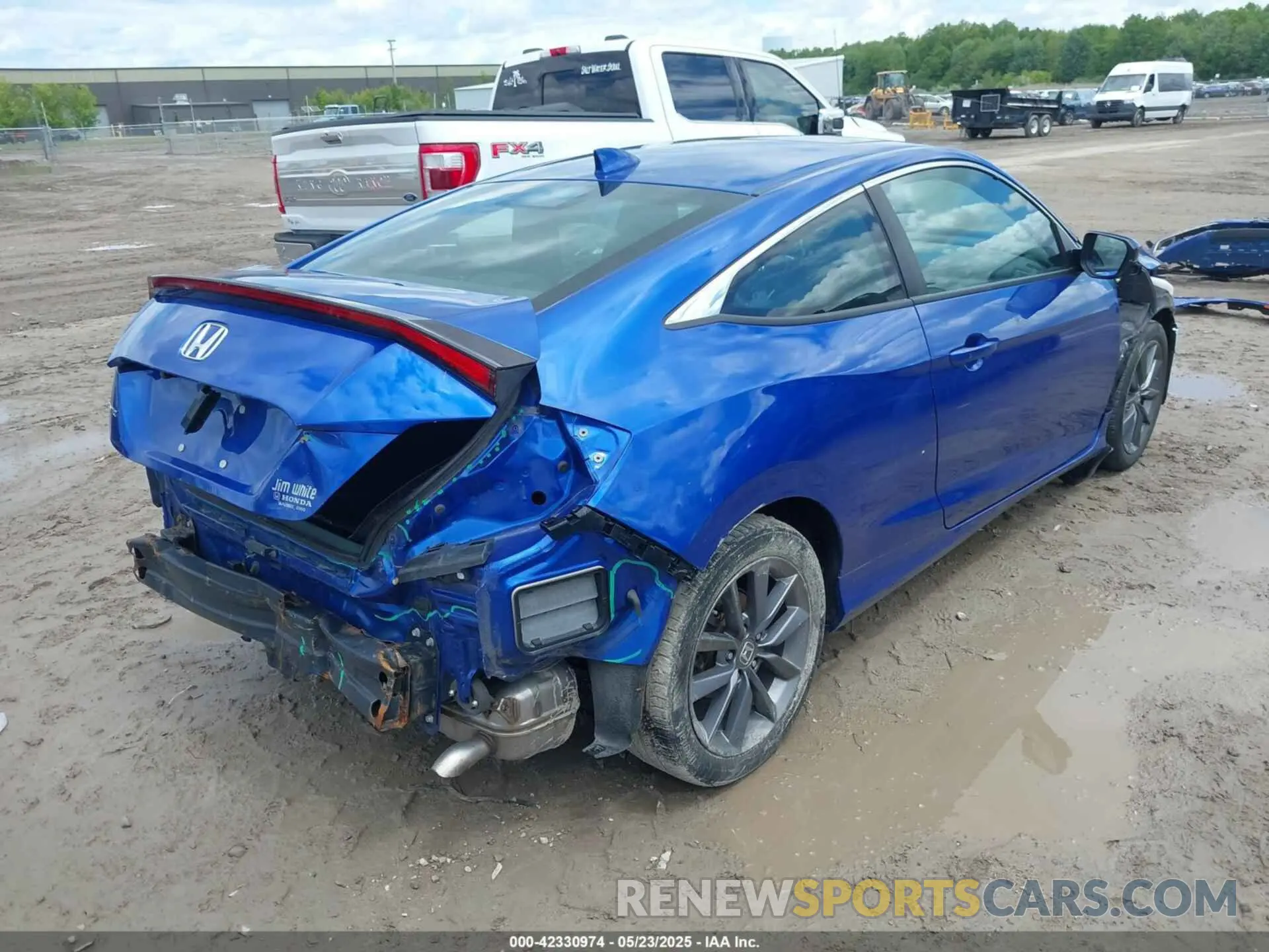 4 fotografías del automóvil dañado 2HGFC3B37KH351207 HONDA CIVIC 2019