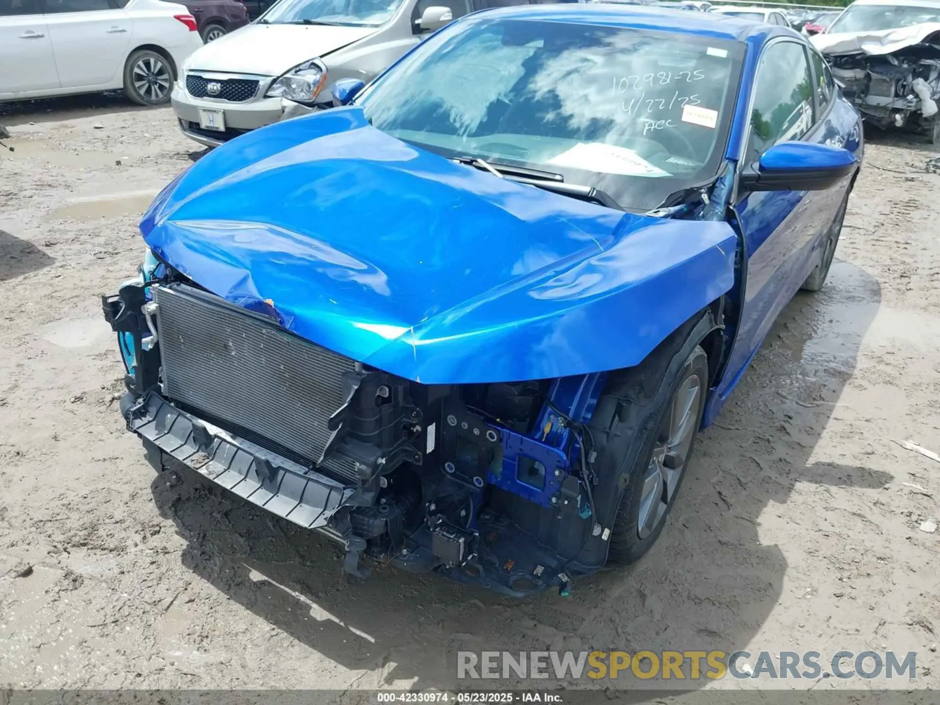 6 fotografías del automóvil dañado 2HGFC3B37KH351207 HONDA CIVIC 2019
