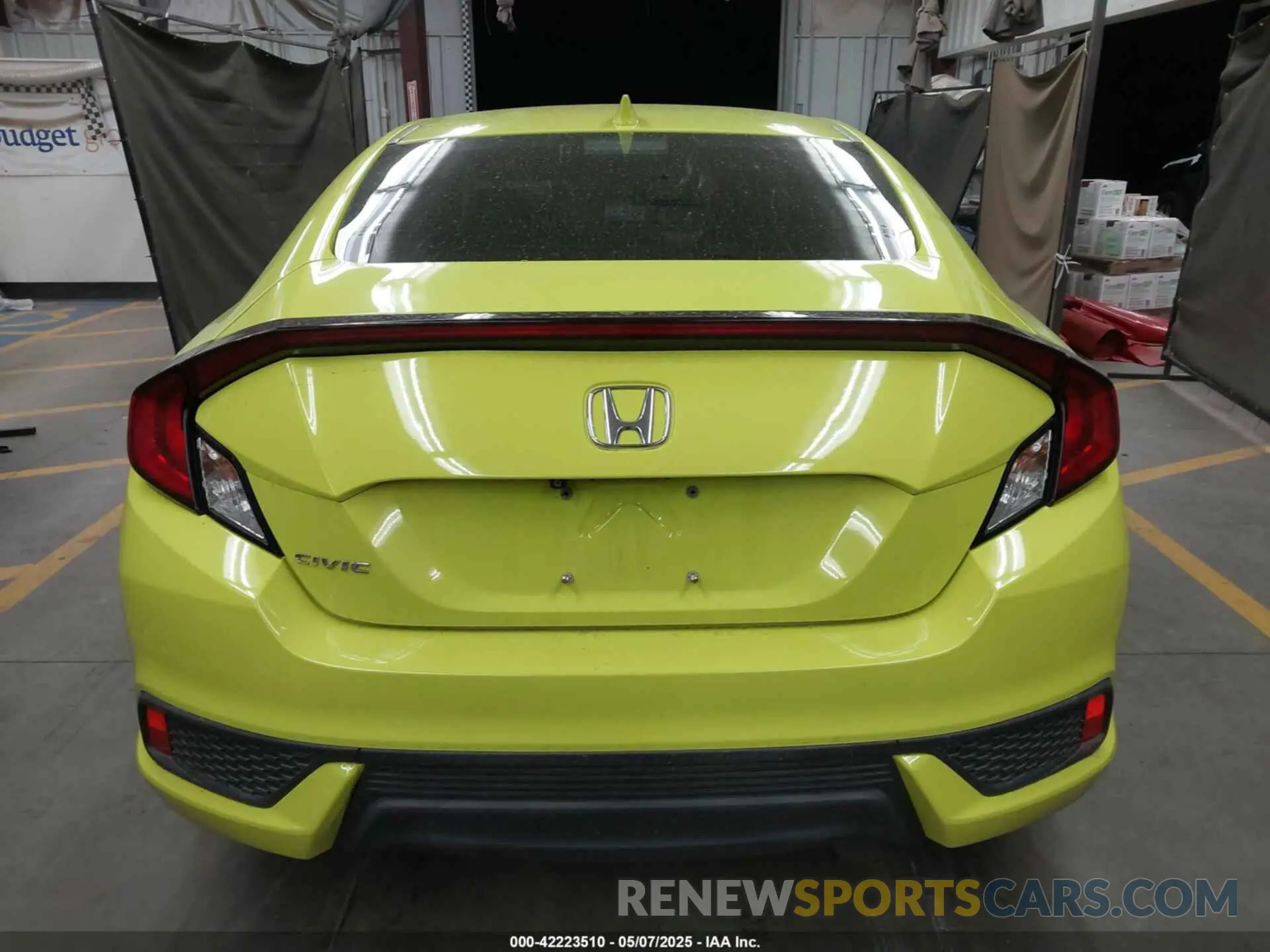 16 fotografías del automóvil dañado 2HGFC3B38KH352334 HONDA CIVIC 2019
