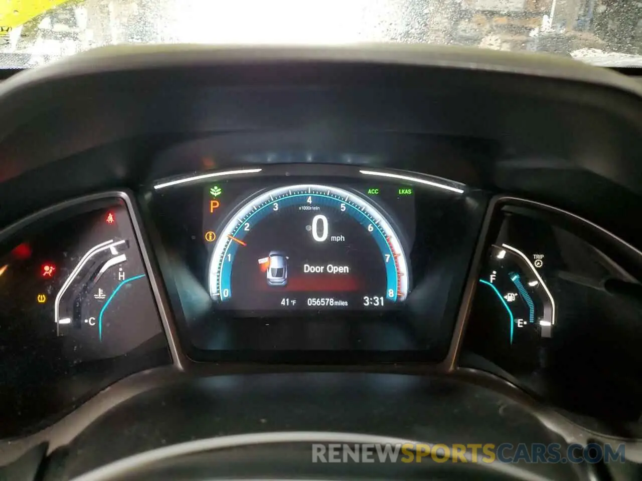 9 fotografías del automóvil dañado 2HGFC3B39KH352973 HONDA CIVIC 2019