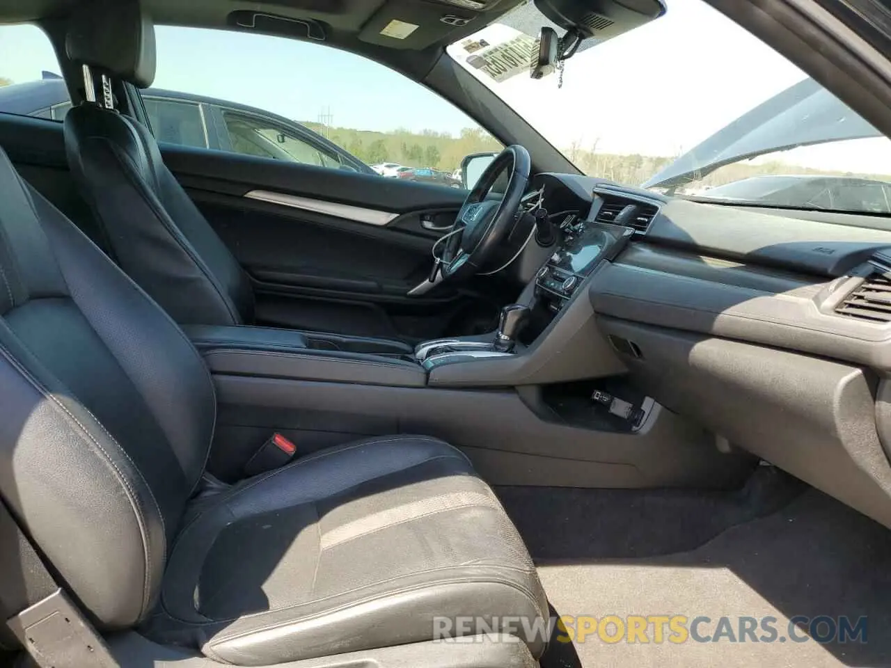 10 fotografías del automóvil dañado 2HGFC3B94KH353100 HONDA CIVIC 2019