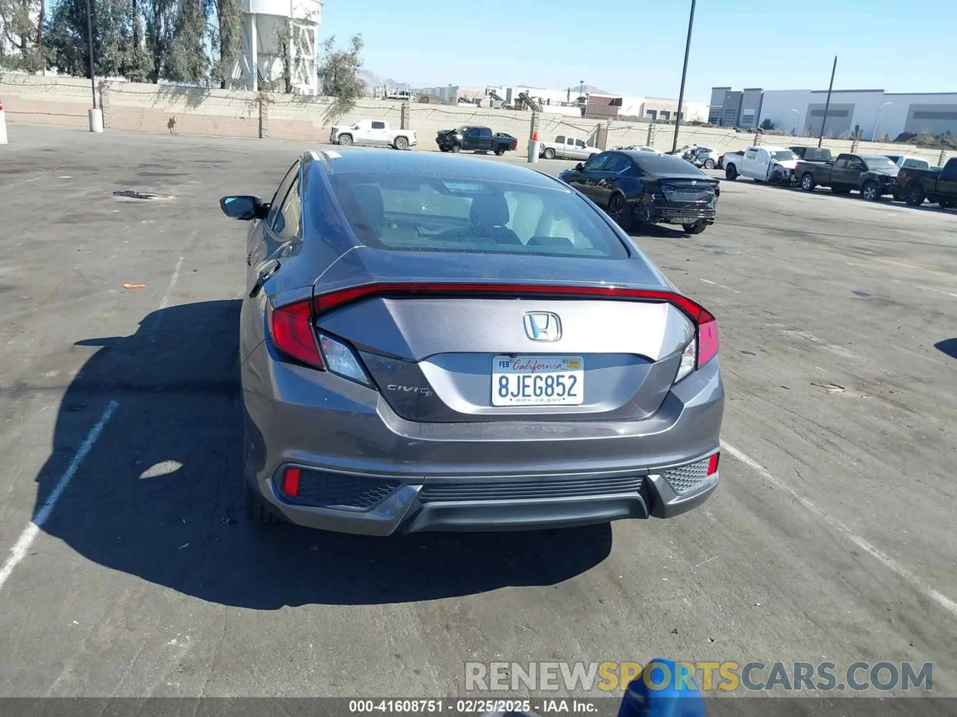 16 fotografías del automóvil dañado 2HGFC4B67KH302198 HONDA CIVIC 2019